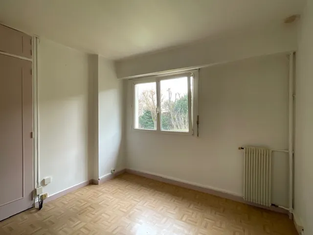 Studio à vendre à Saint-Germain-en-Laye, 11 m², résidence calme 