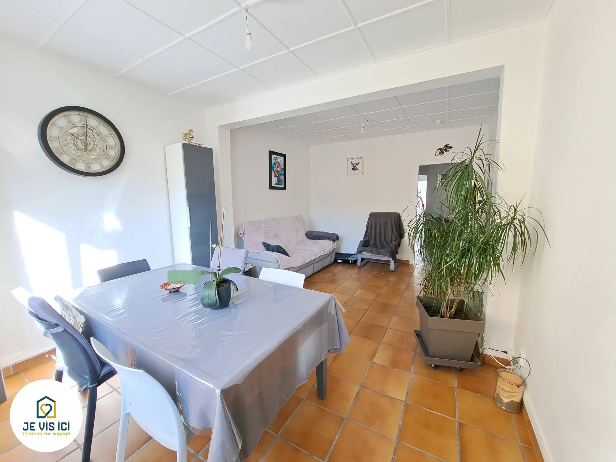 Maison de ville à vendre à Lens proche gare, stade et commodités 