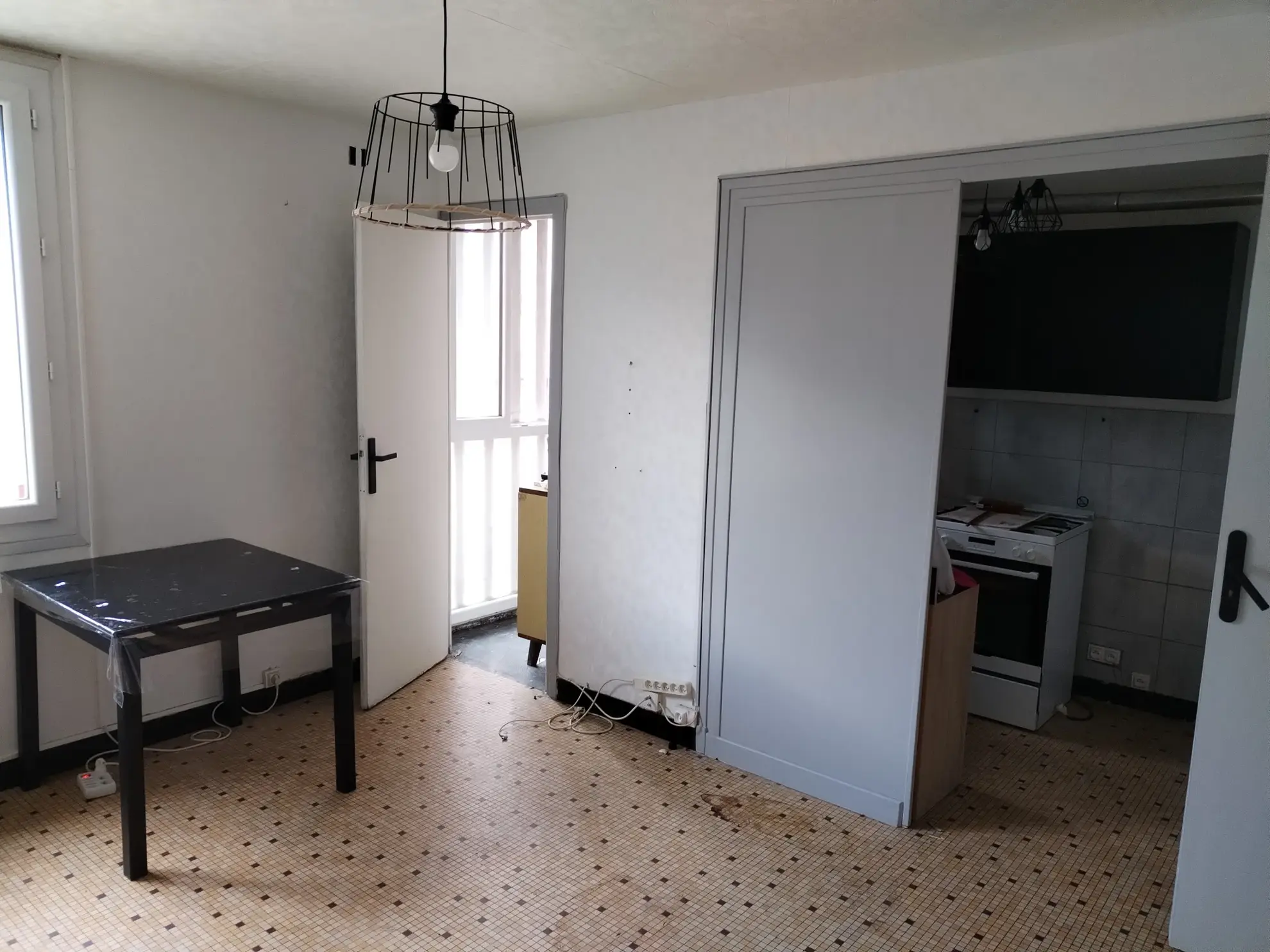 Appartement T2 à Grenoble avec parking, proche transports et écoles 