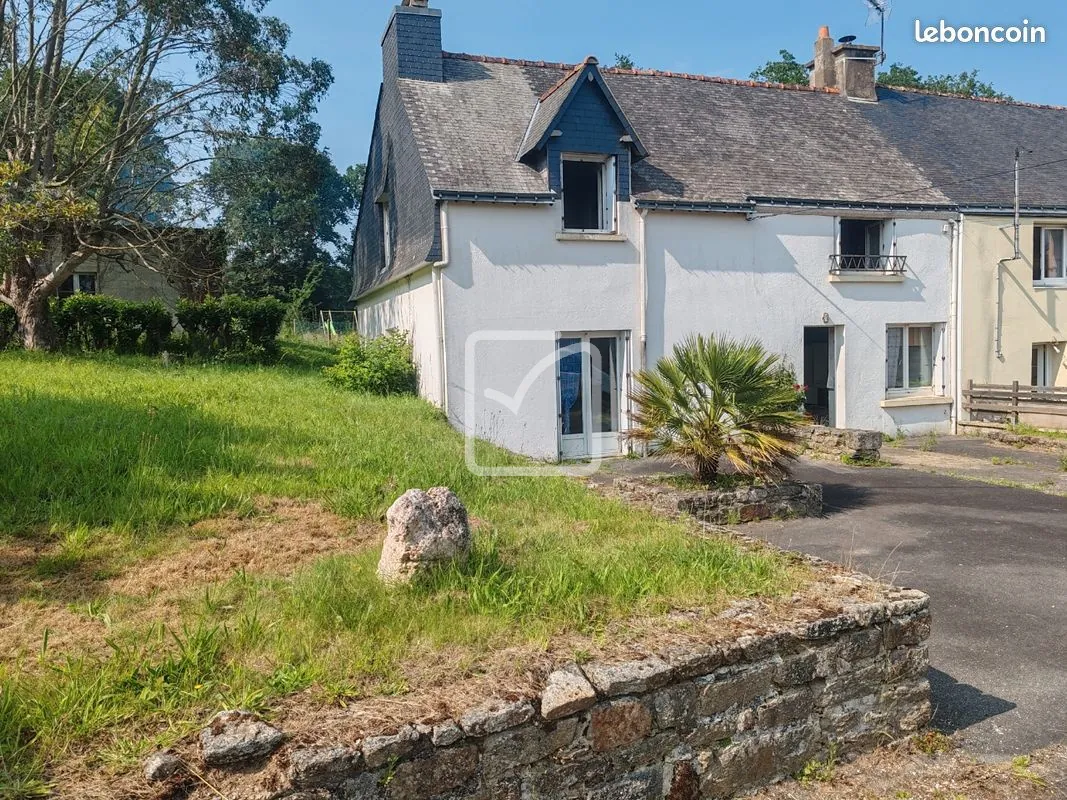 Maison à vendre de 108 m² à Guillac en campagne avec jardin et garage