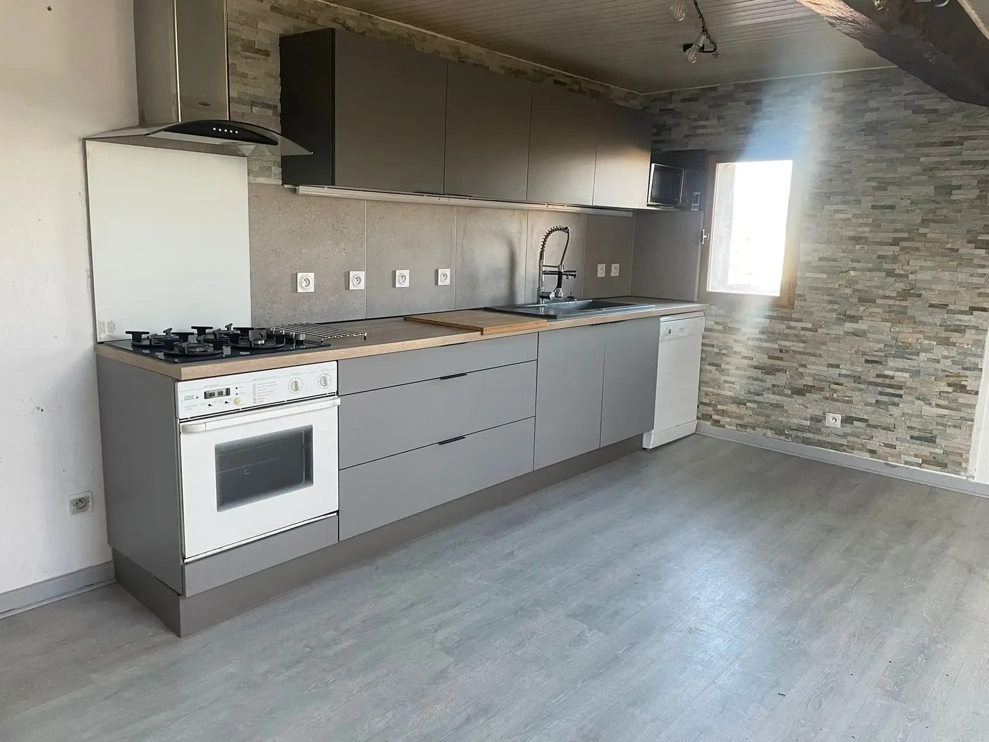 Appartement 3 pièces à vendre à Saint-Étienne - Dernier étage, 46,30 m² 