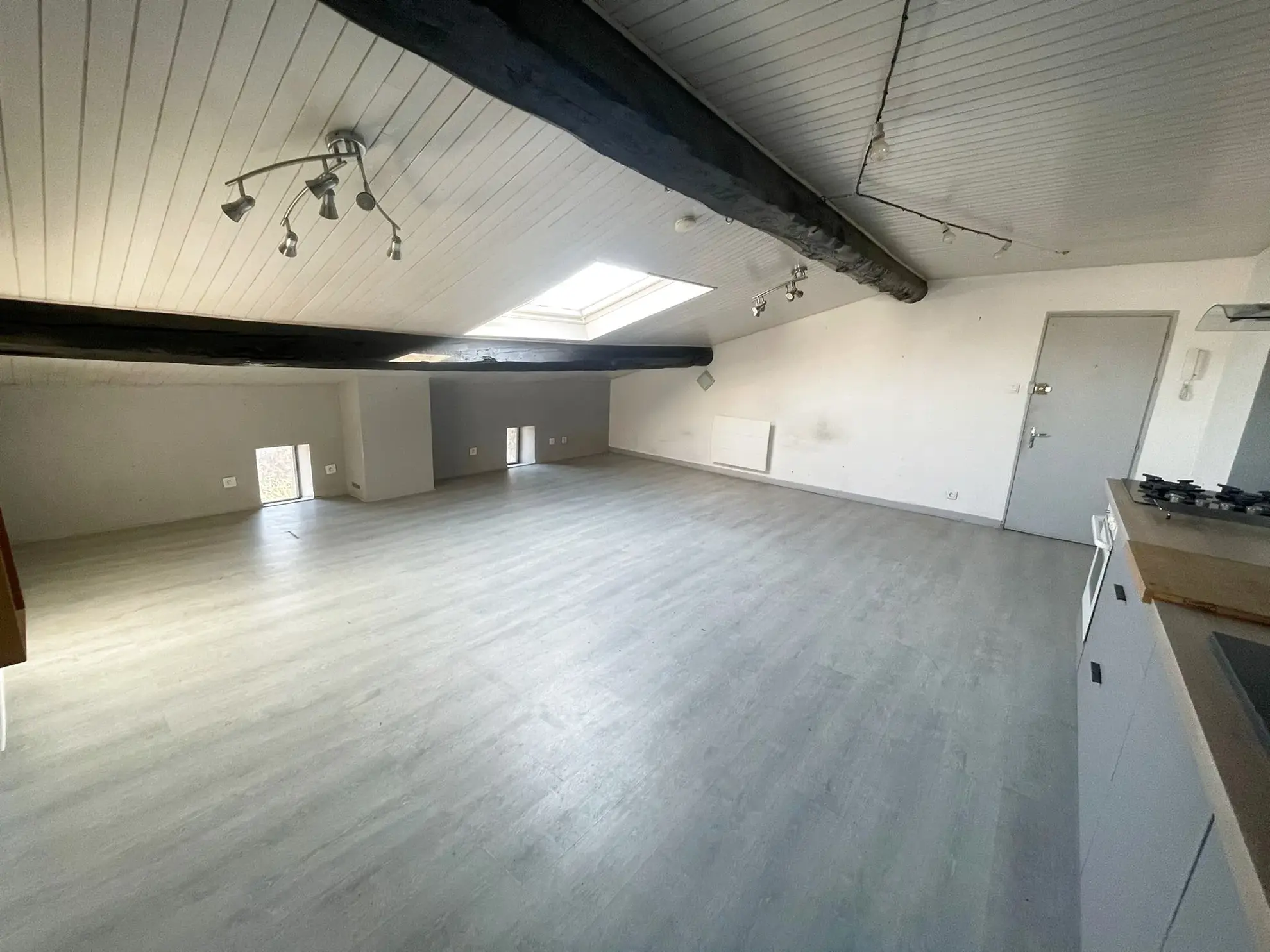 Appartement 3 pièces à vendre à Saint-Étienne - Dernier étage, 46,30 m² 