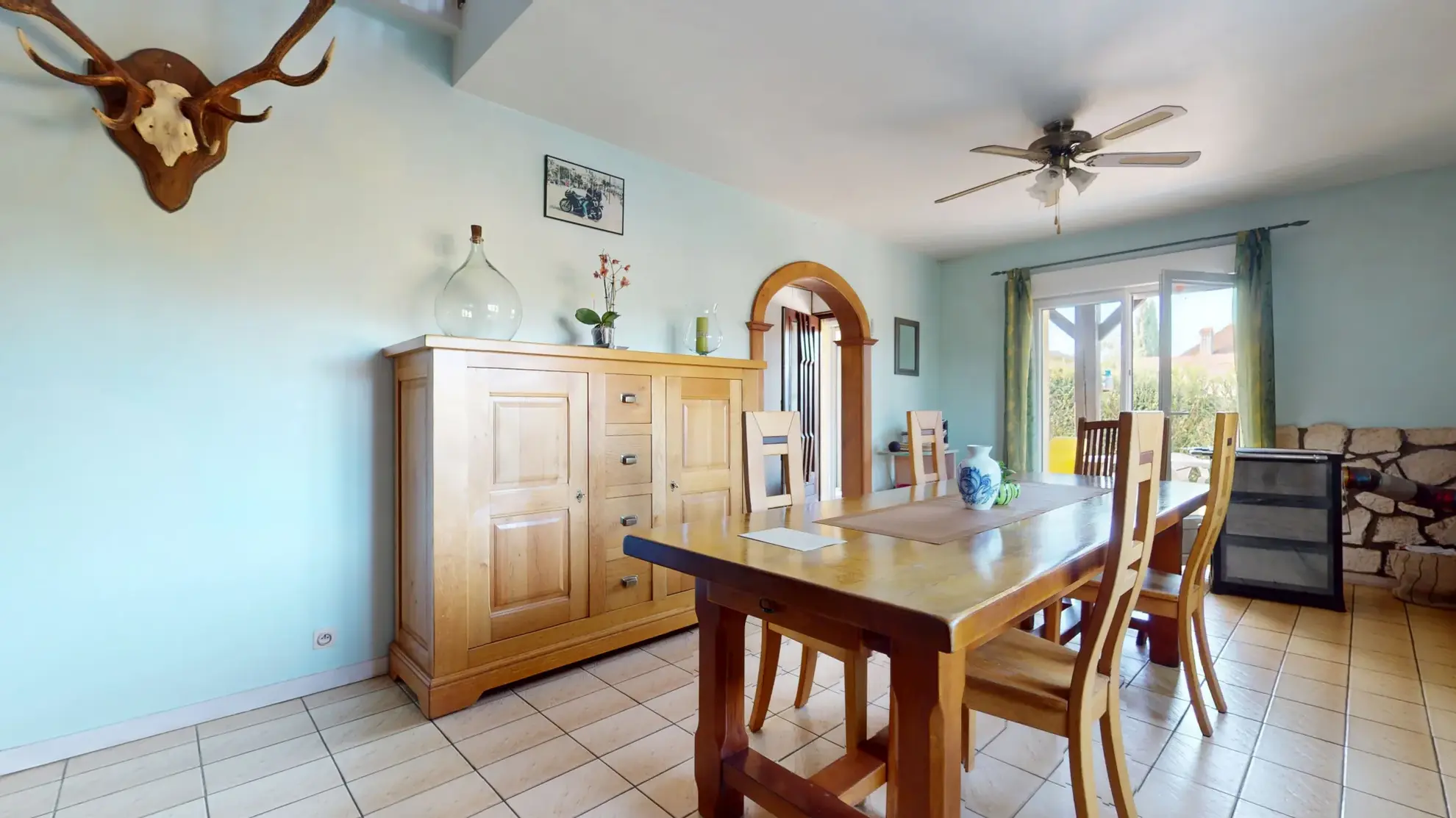 Belle maison de 130m² avec piscine et grand jardin à Bard-les-Pesmes 