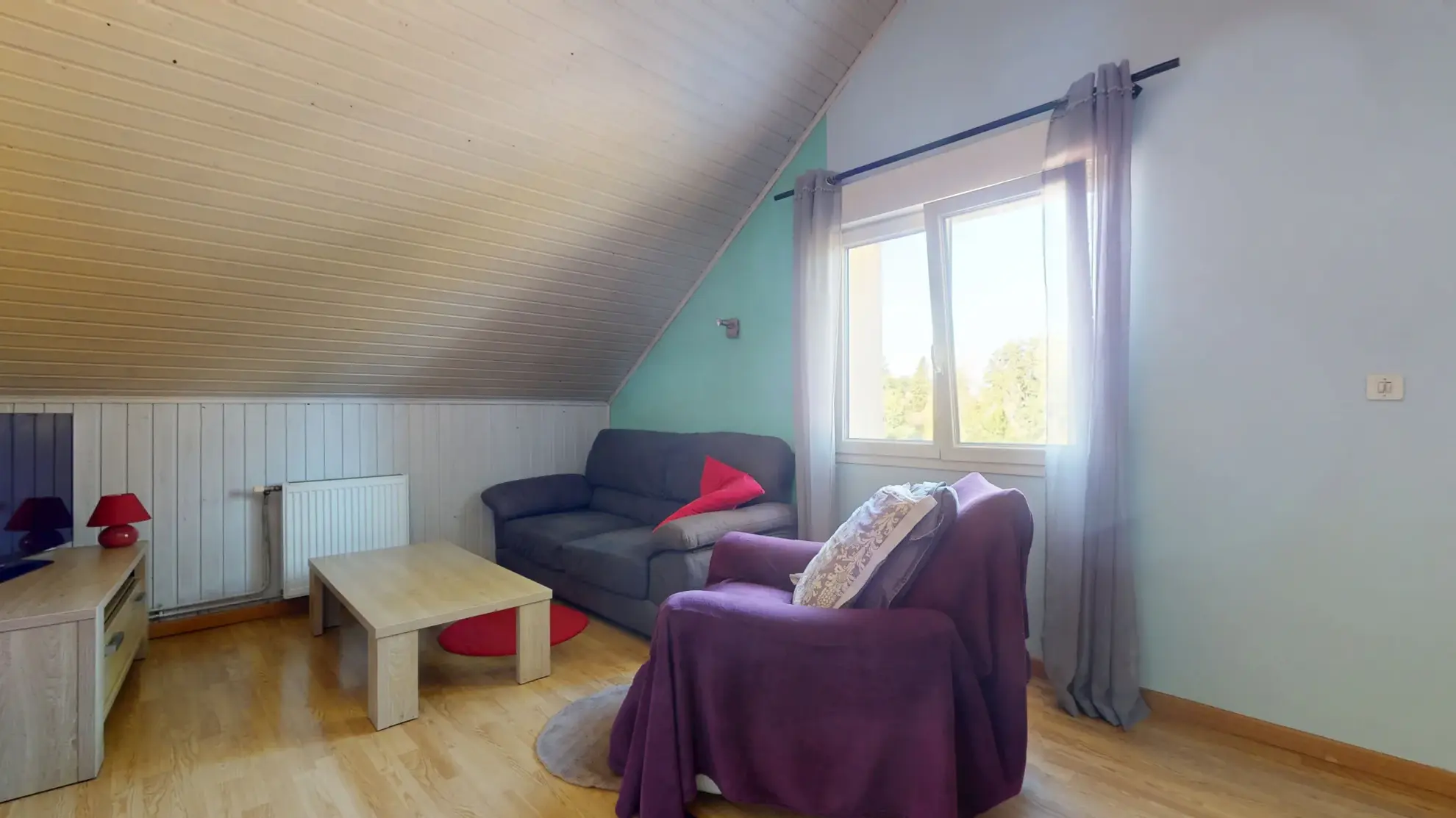 Belle maison de 130m² avec piscine et grand jardin à Bard-les-Pesmes 