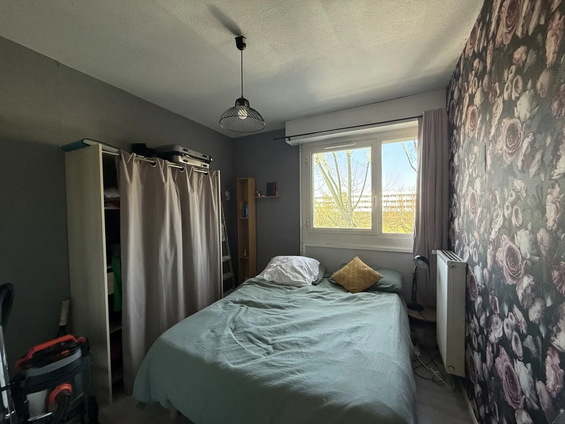 Appartement T3 de 63 m² à Lormont with balcon et parking privé 