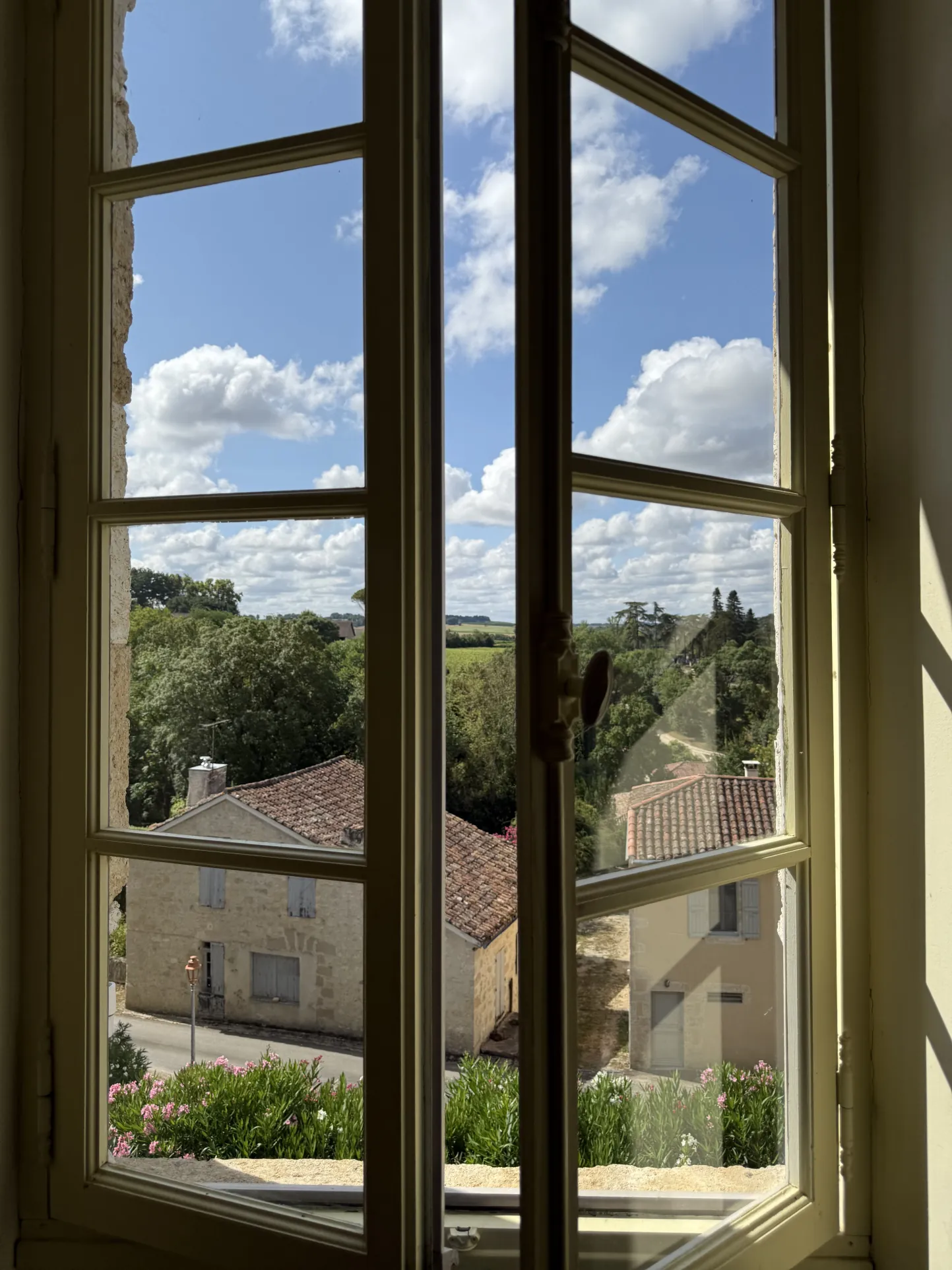 Charmante maison de village avec piscine et jardin exposé sud, proche de Condom 
