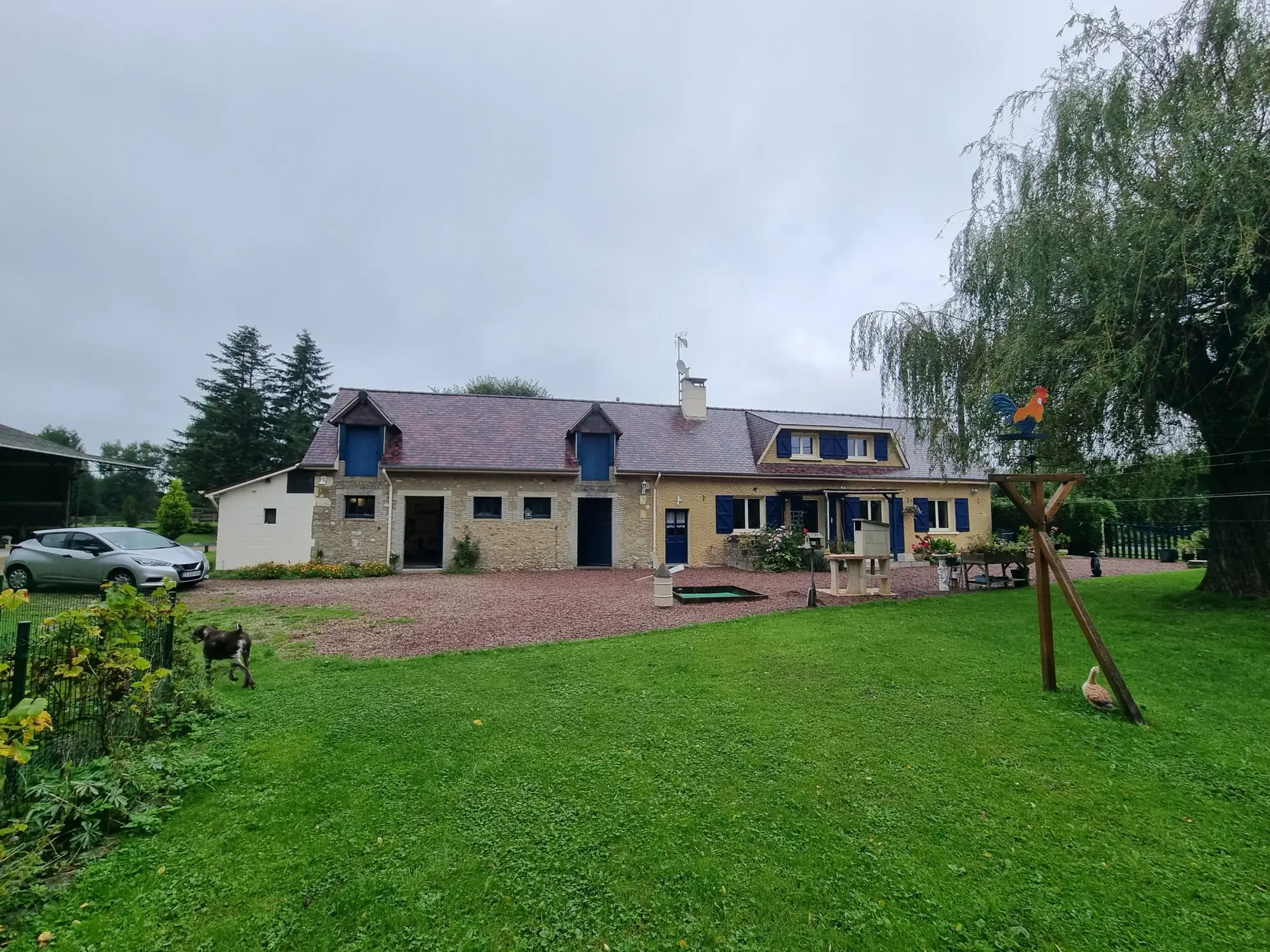 Longère de 125 m² avec grand terrain à vendre près du Mêle-sur-Sarthe 