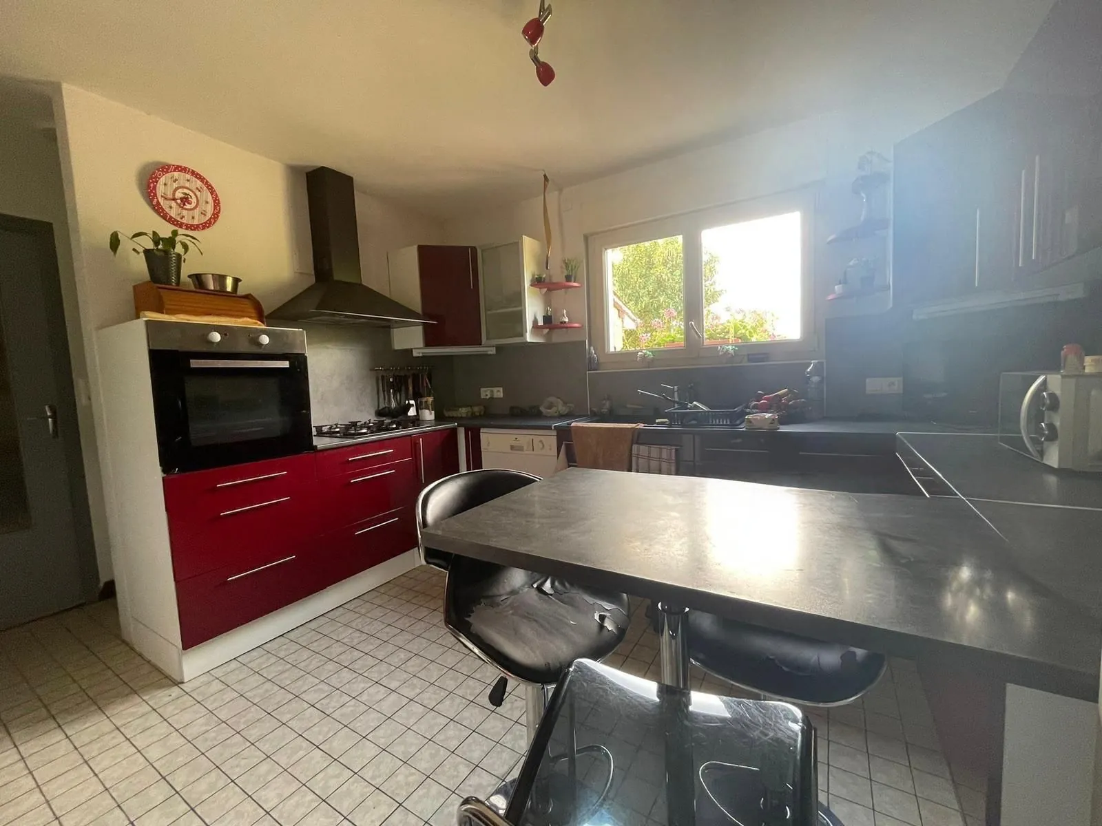 Longère de 125 m² avec grand terrain à vendre près du Mêle-sur-Sarthe 