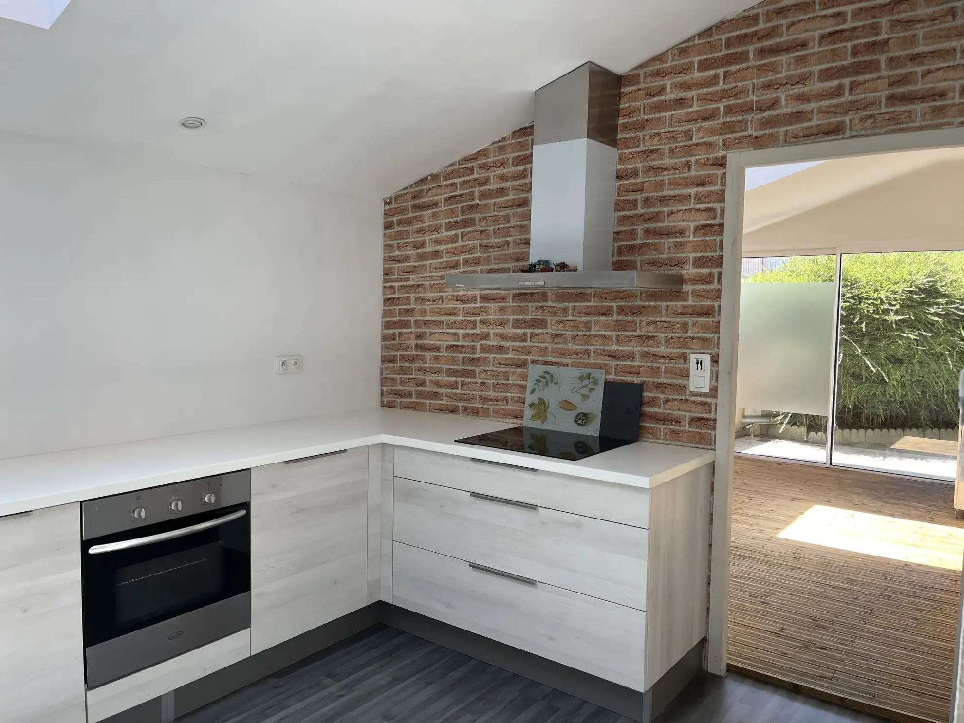 Maison familiale rénovée à Tarbes avec garage et jardin - Idéale pour investissement ou résidence principale 