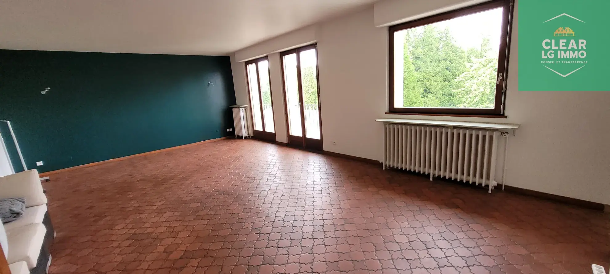 Appartement F5 de 116m² avec terrasse plein sud à Tucquegnieux
