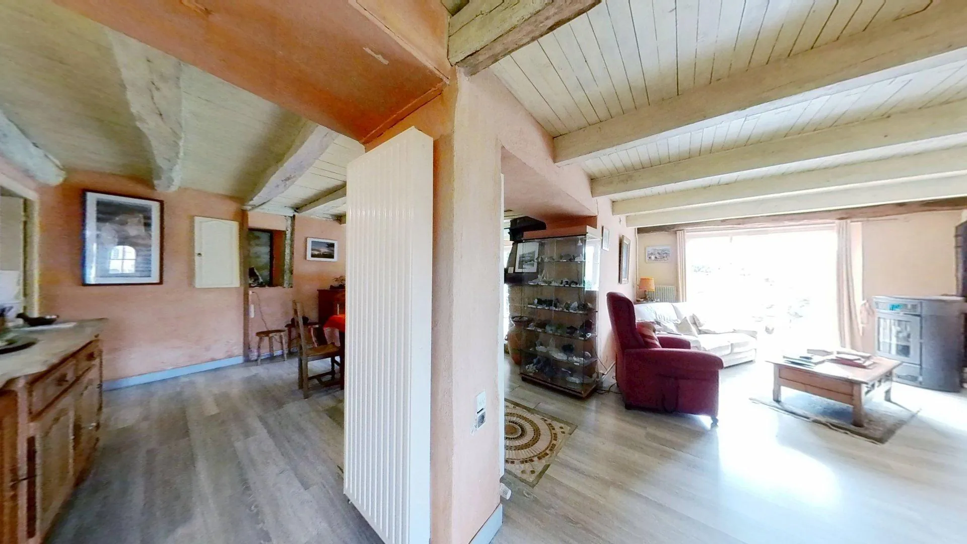 Maison de village de 178 m² avec jardin à Saint-Sulpice-des-Rivoires - Tranquillité garantie 