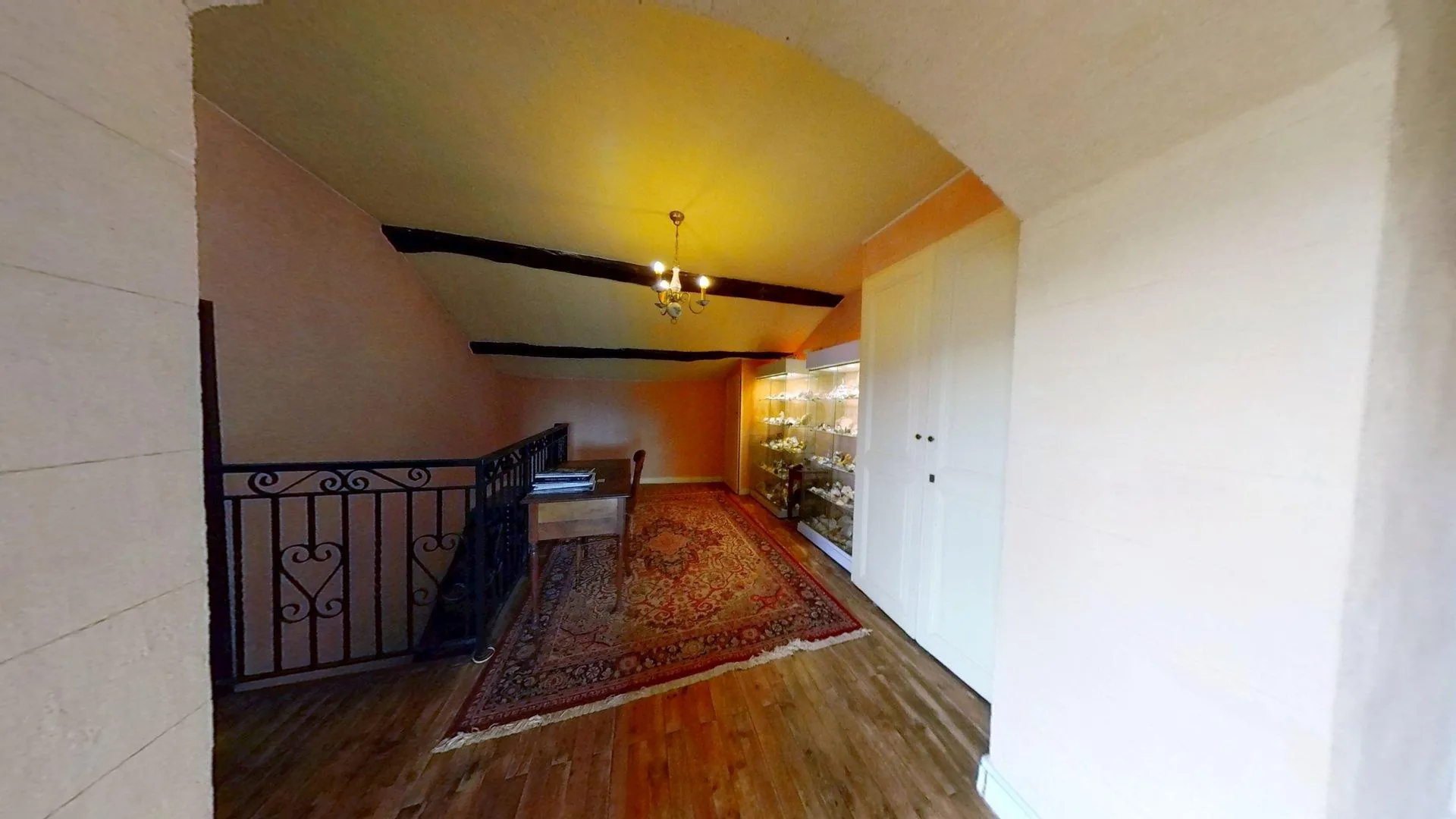 Maison de village de 178 m² avec jardin à Saint-Sulpice-des-Rivoires - Tranquillité garantie 