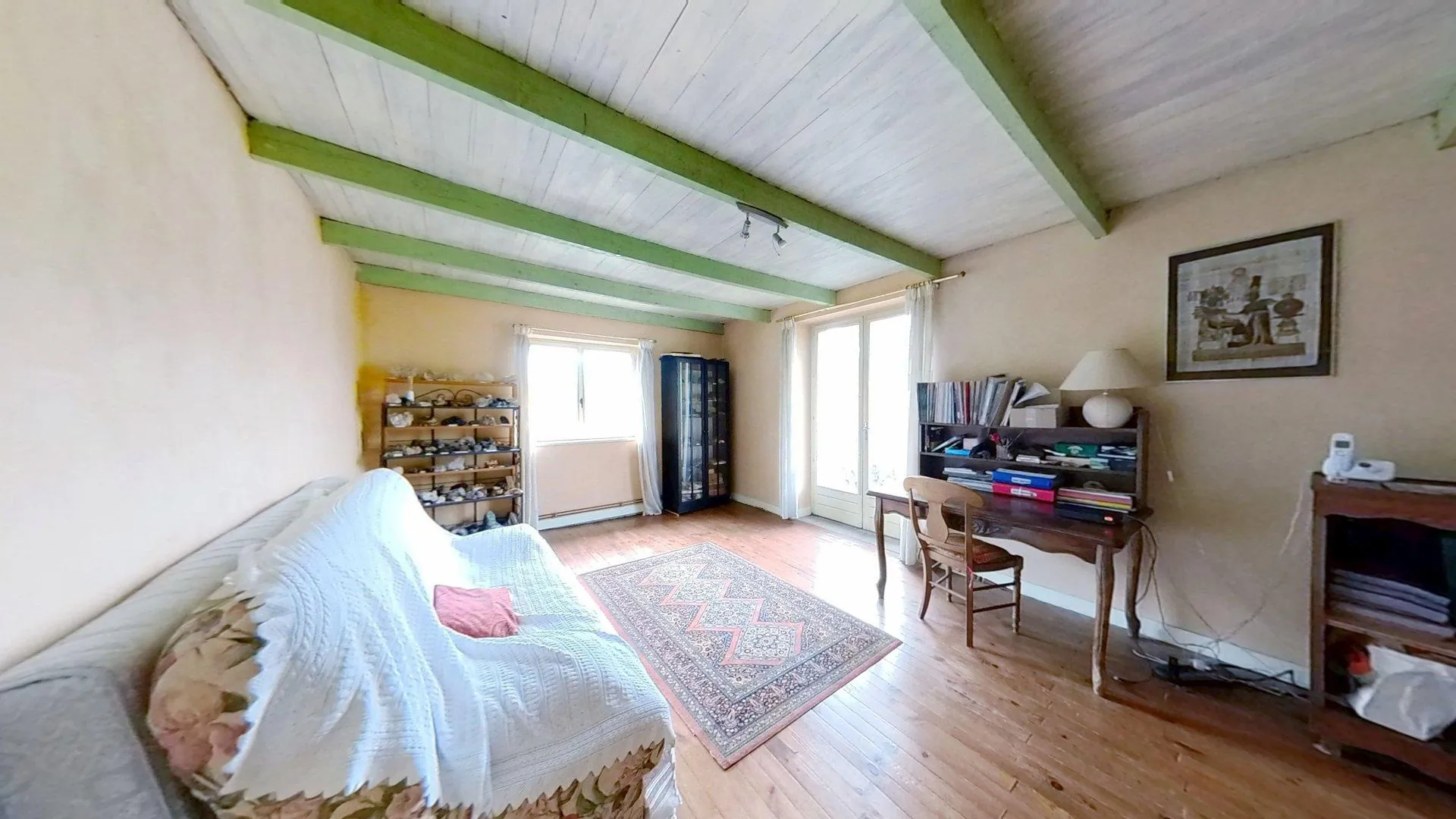 Maison de village de 178 m² avec jardin à Saint-Sulpice-des-Rivoires - Tranquillité garantie 