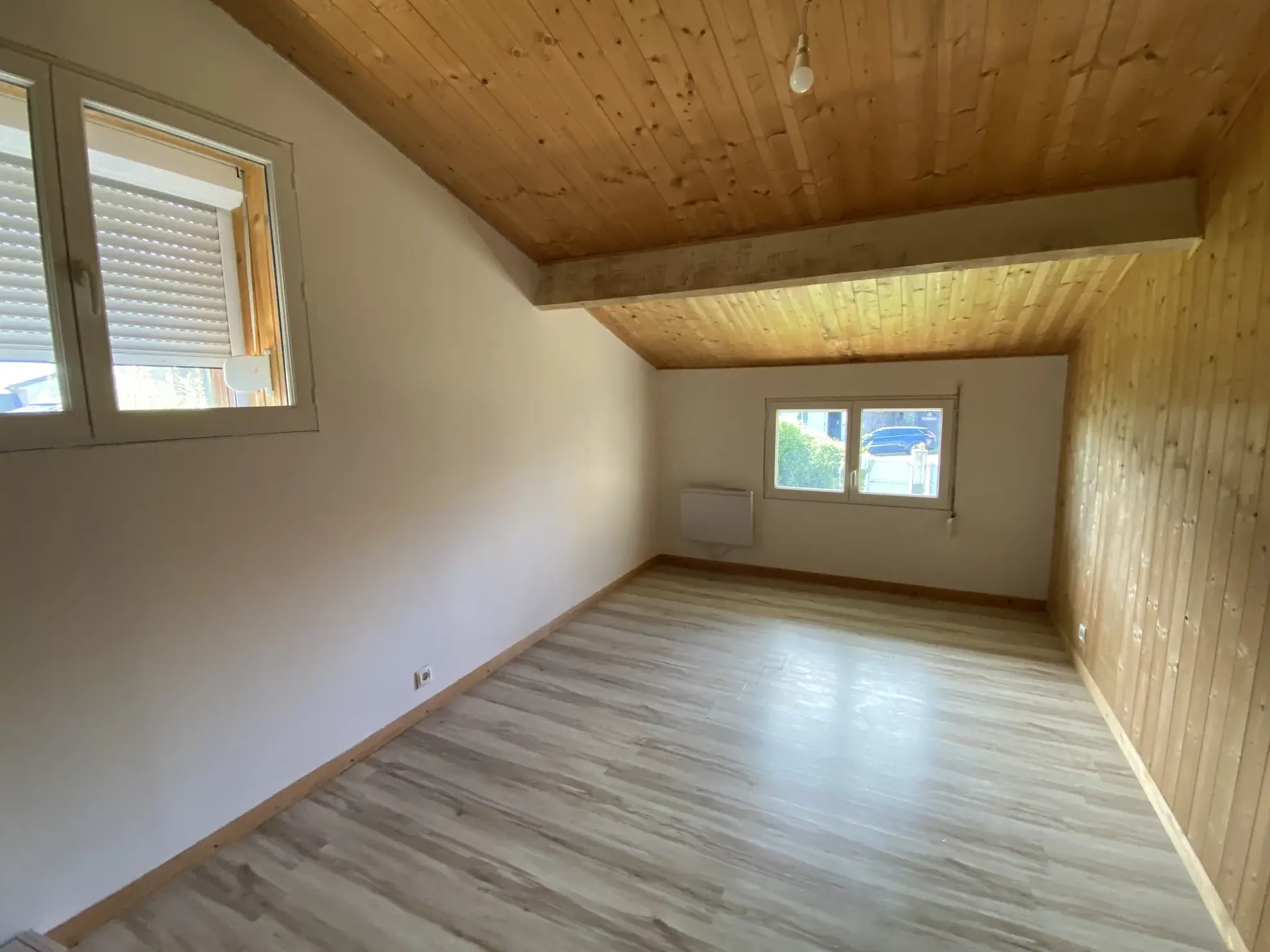 Maison à vendre avec 4 chambres, jardin et garage à La Réole 