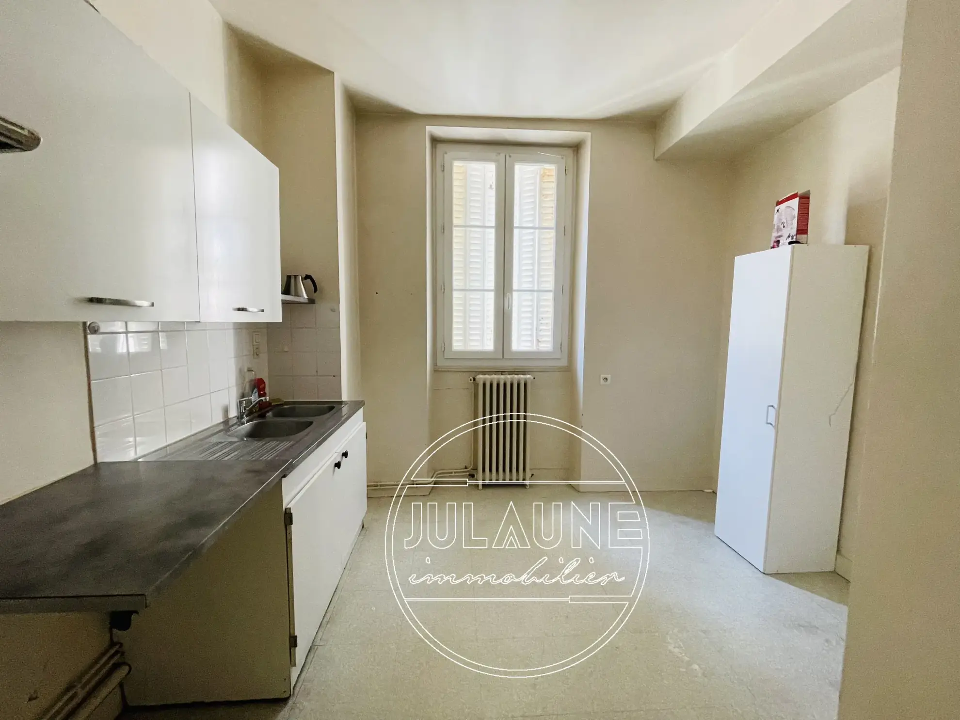 Spacieux appartement de 107 m² au cœur de Limoges avec 3 chambres et cave 
