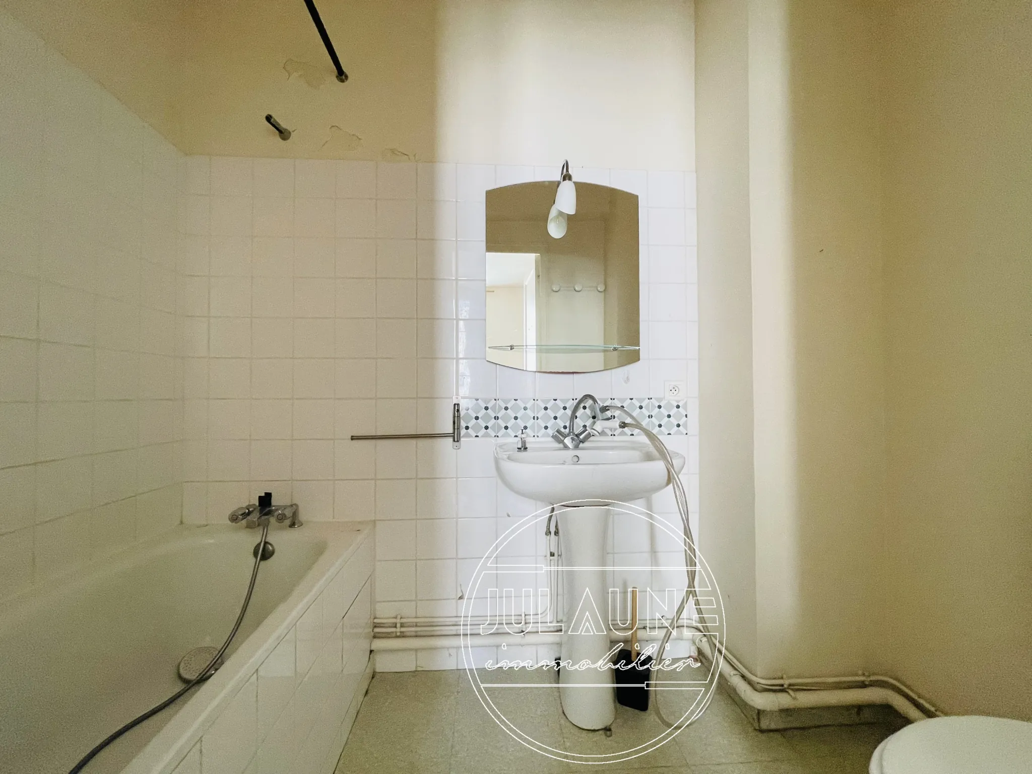 Spacieux appartement de 107 m² au cœur de Limoges avec 3 chambres et cave 