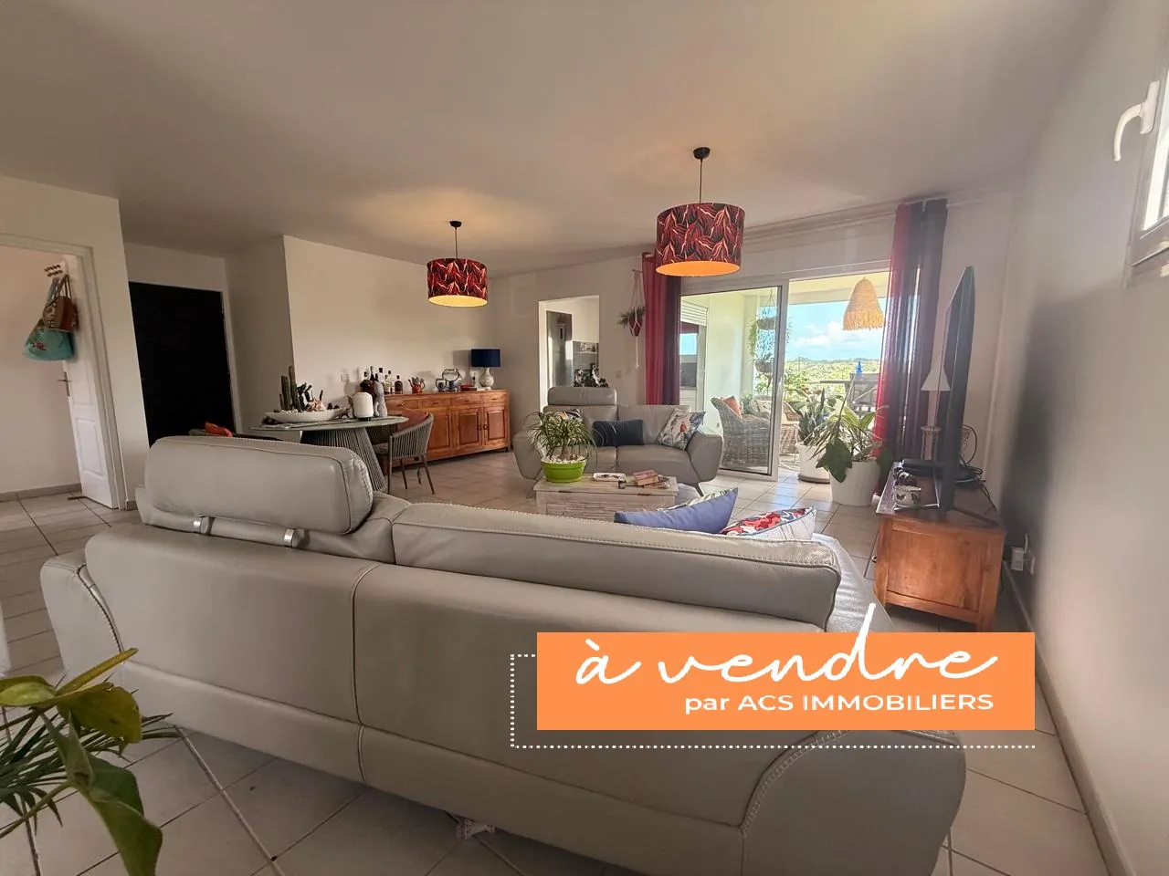 Appartement T3 avec terrasse et vue campagne à Ducos - Standing et confort