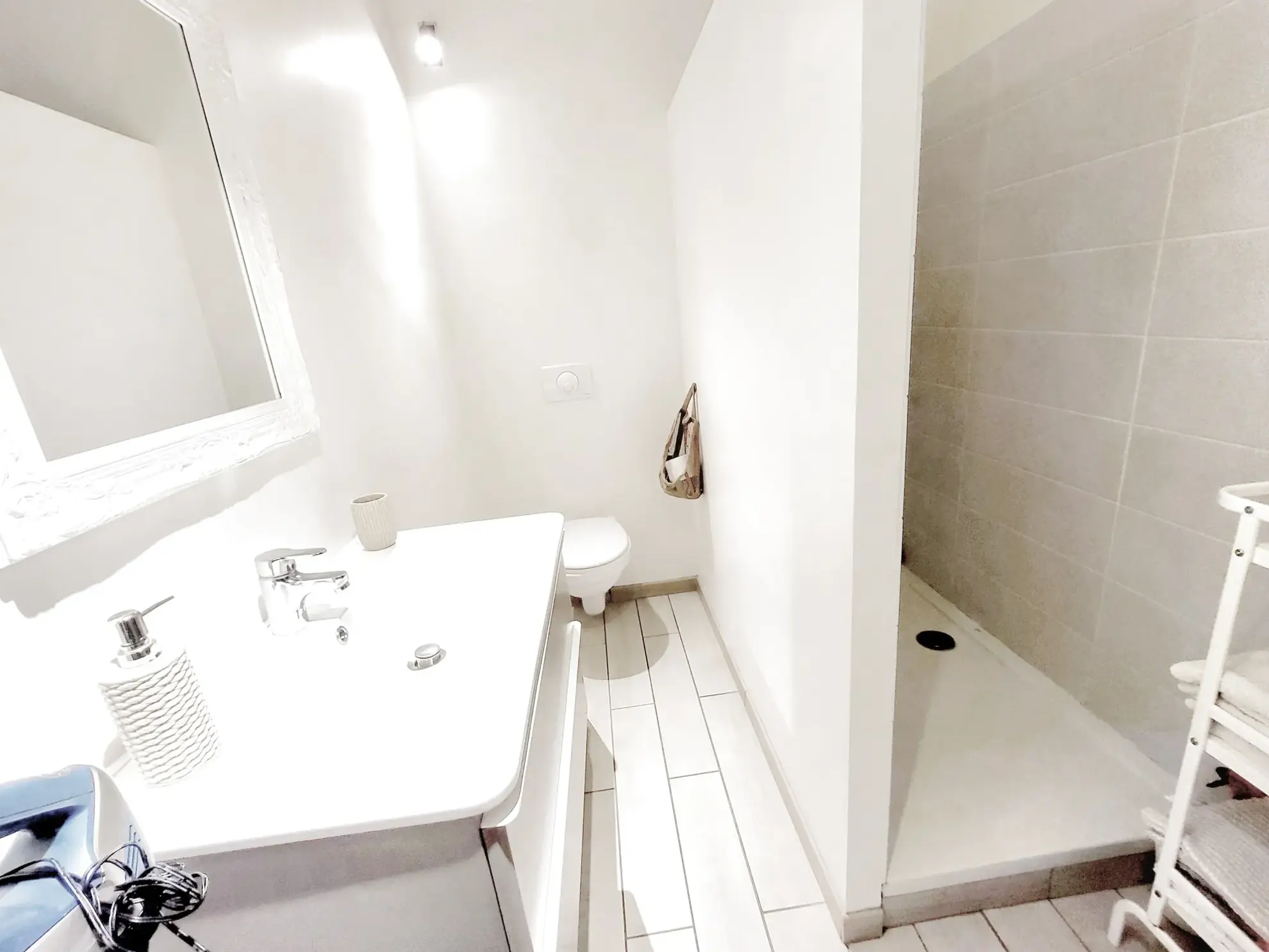 Appartement T3 à vendre à Frontignan avec cave et cour, proche commodités 