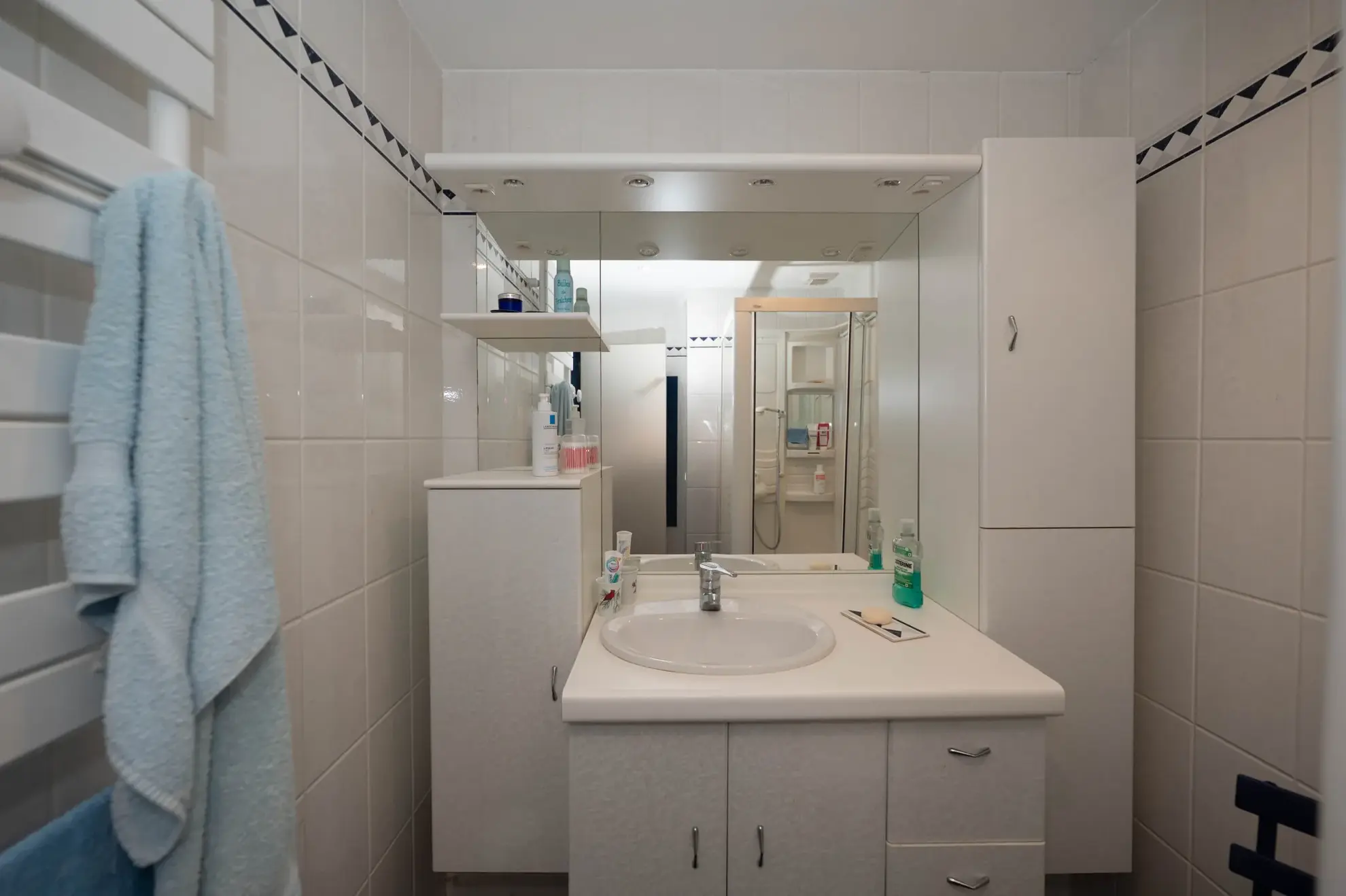 Ferme mitoyenne à Cuvier - Charme, espace et potentiel - 165 000 EUR 