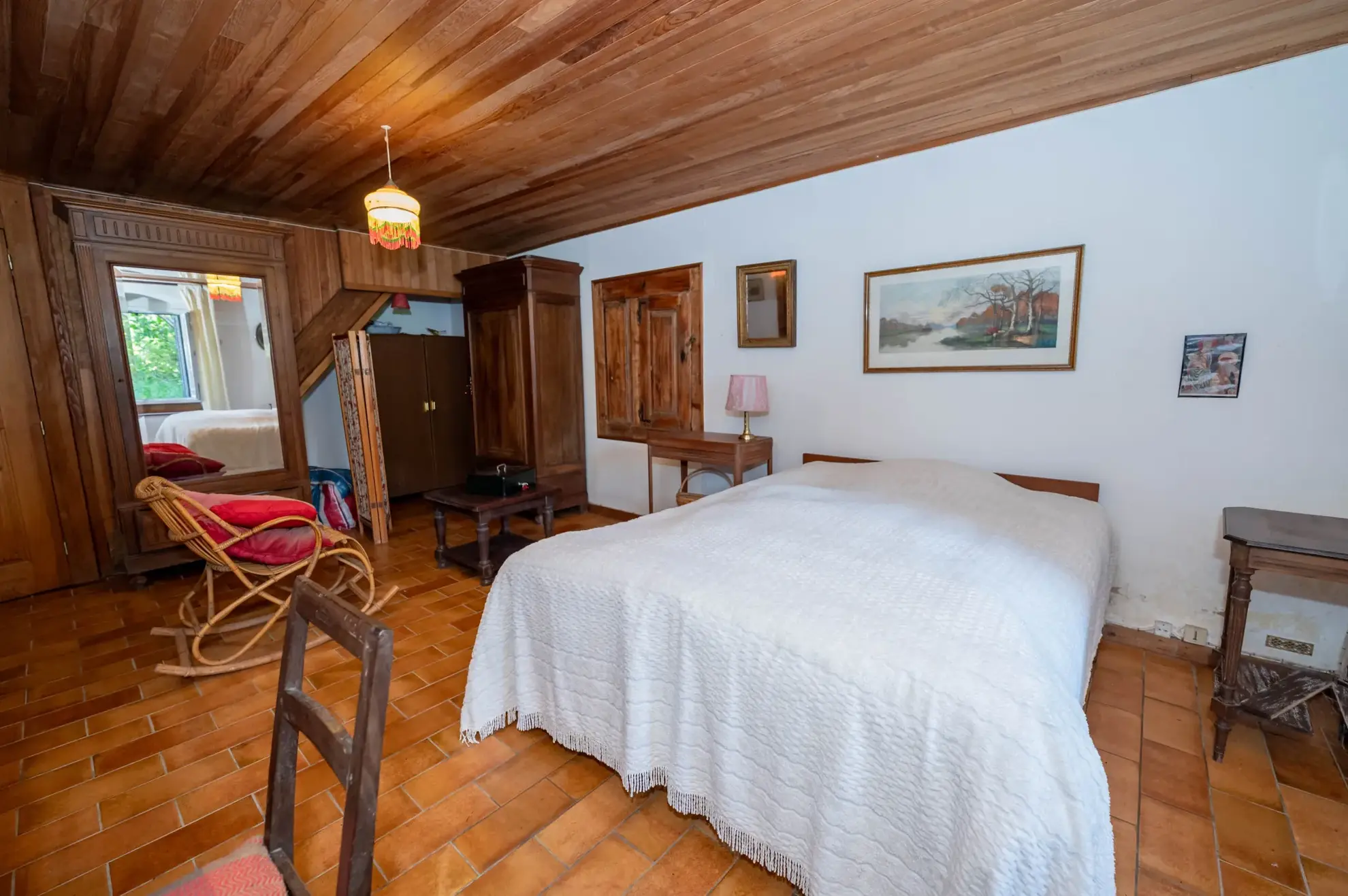 Ferme mitoyenne à Cuvier - Charme, espace et potentiel - 165 000 EUR 