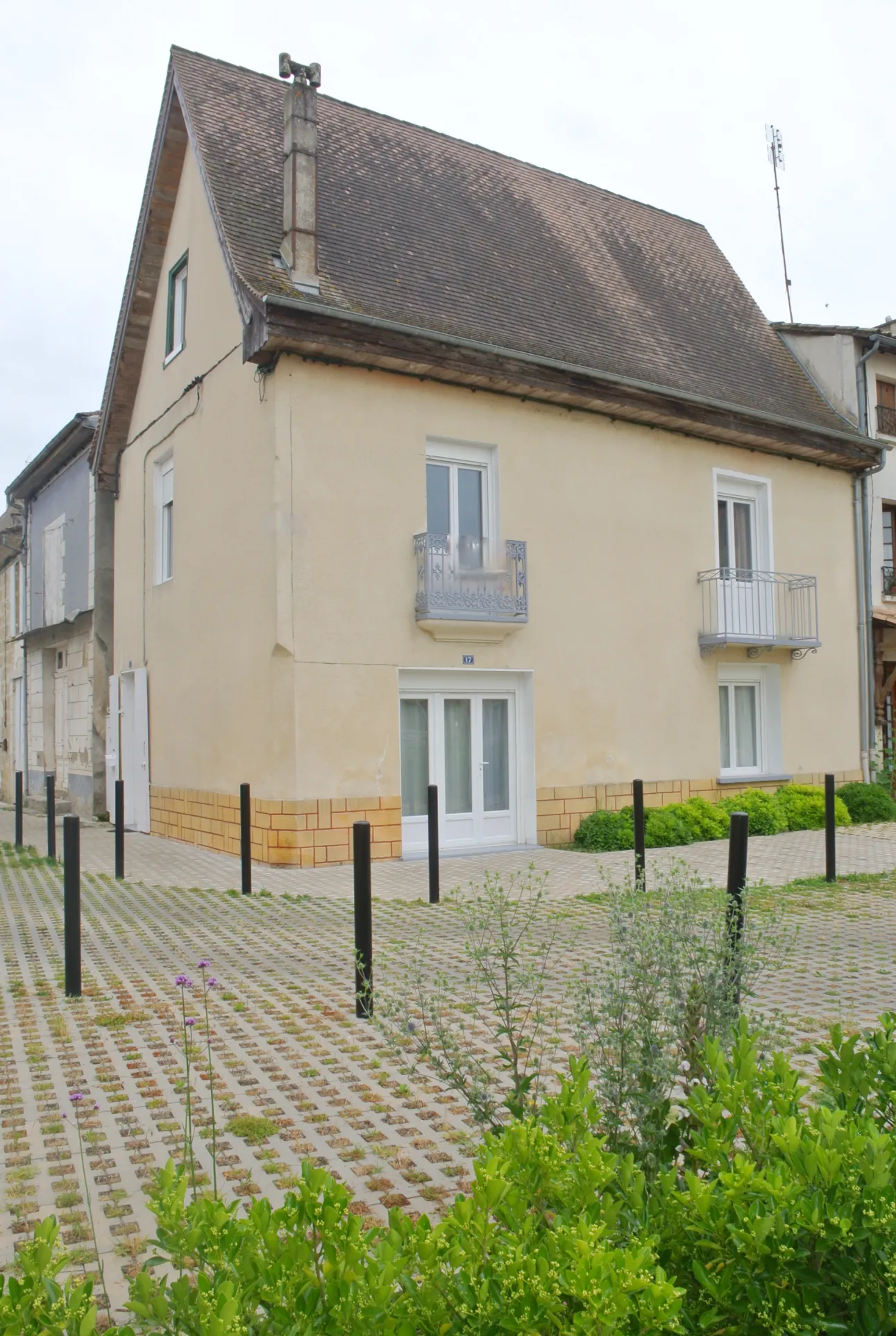 Charmante maison de bourg à vendre à Allemans du Dropt avec potentiel d’extension 