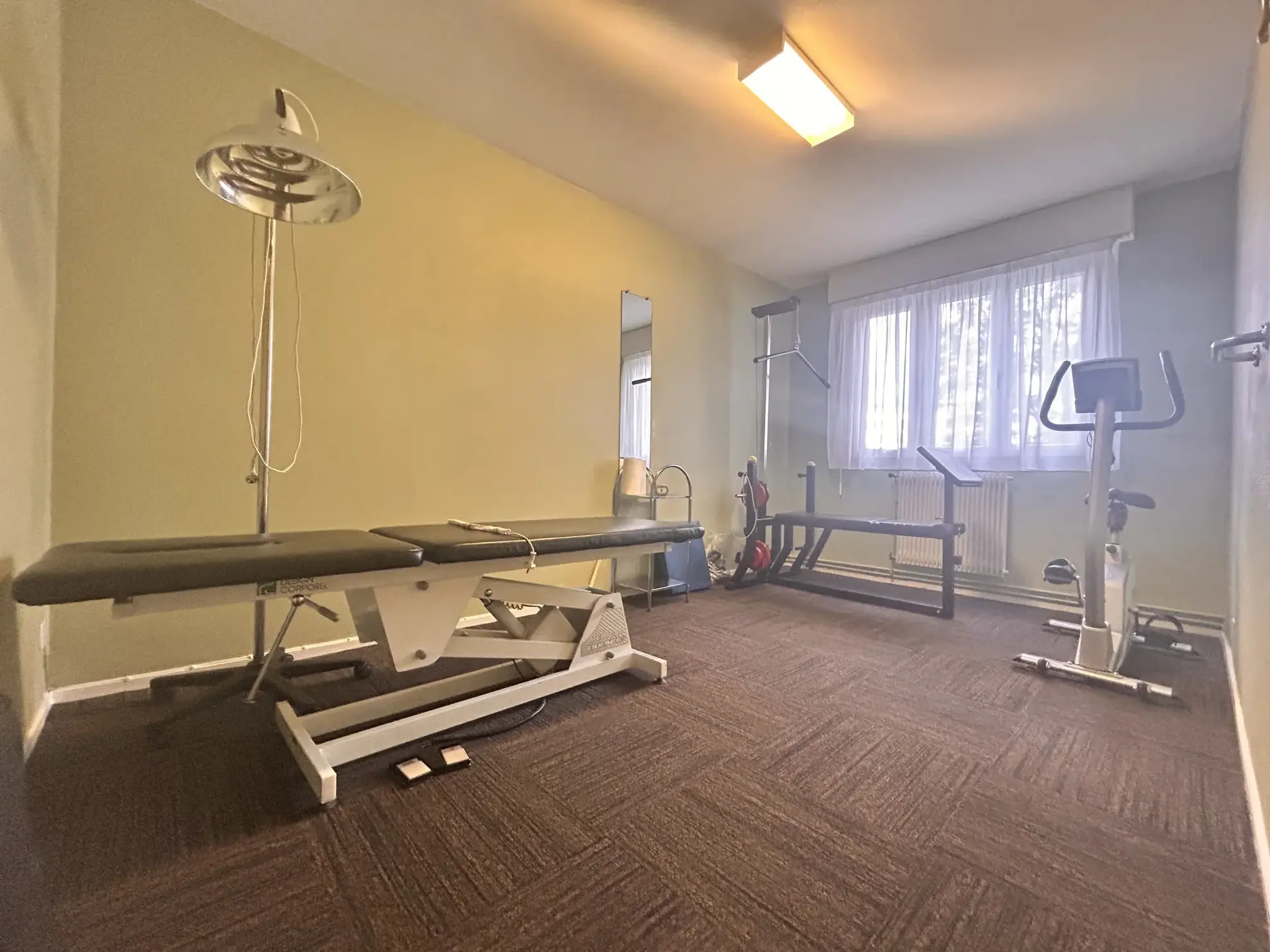 Appartement T5 avec cabinet de kinésithérapie à Beaumont - 101,80 m² 