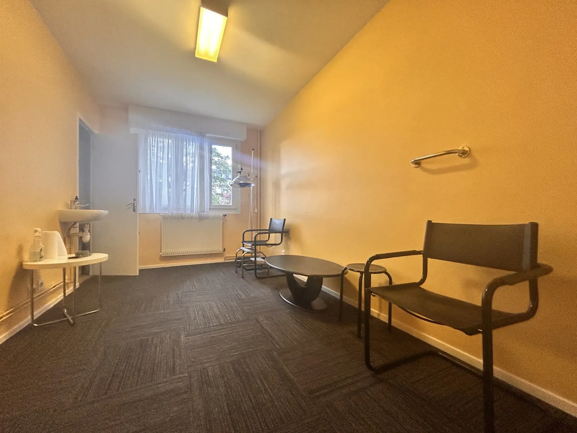 Appartement T5 avec cabinet de kinésithérapie à Beaumont - 101,80 m² 