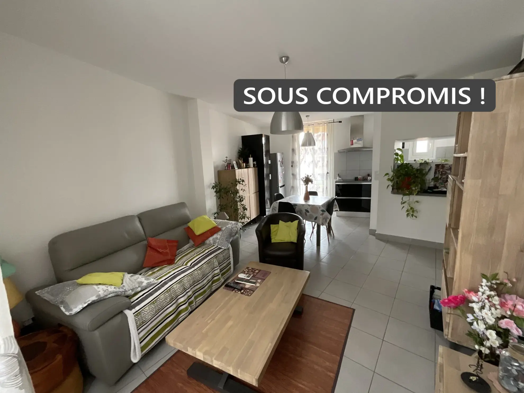 Appartement 2 pièces en dernier étage au centre-ville de Cagnes-sur-Mer avec cave et Balcons 