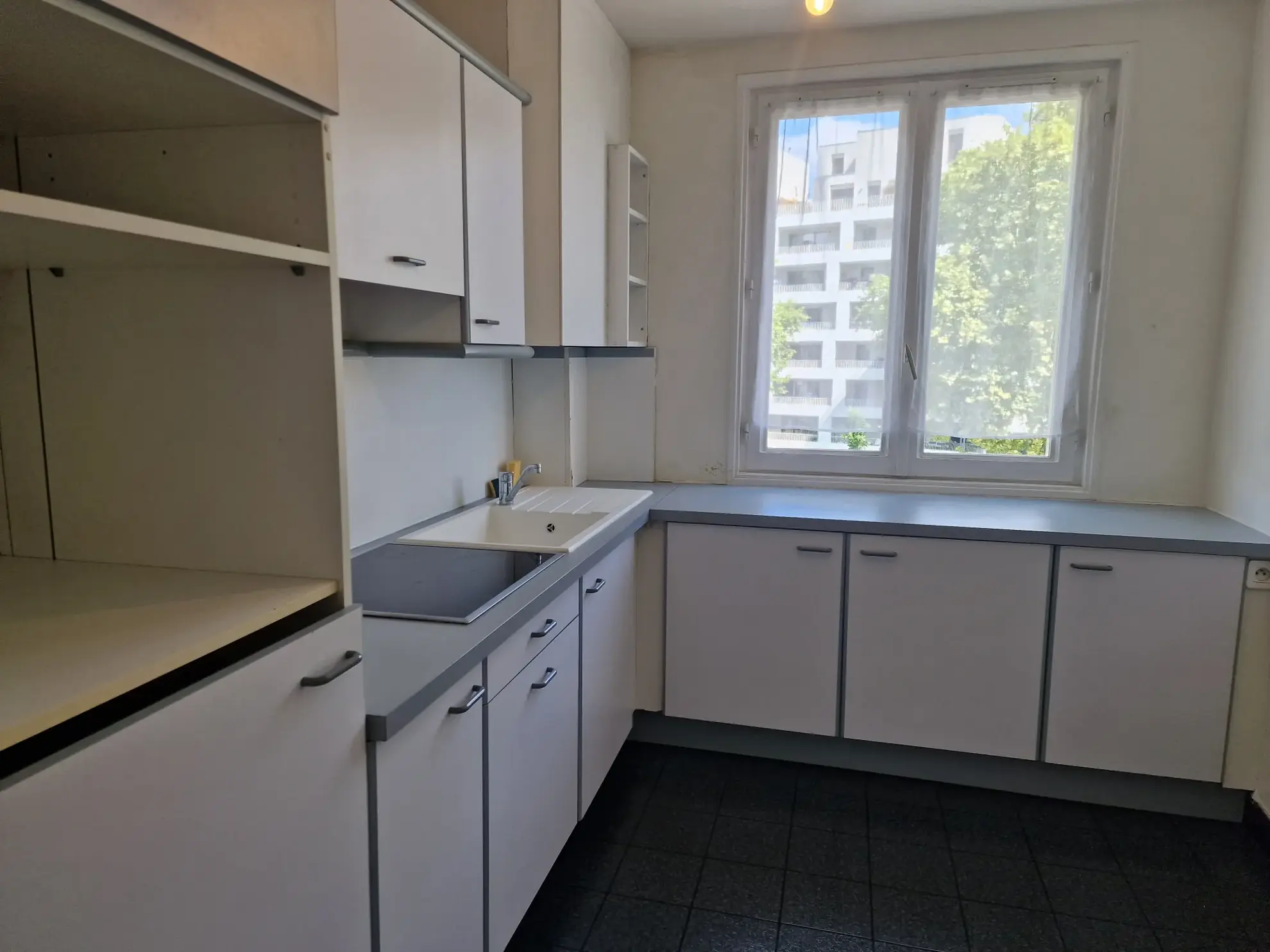 Vente d’un appartement T2 lumineux à Villeurbanne proche Cusset 