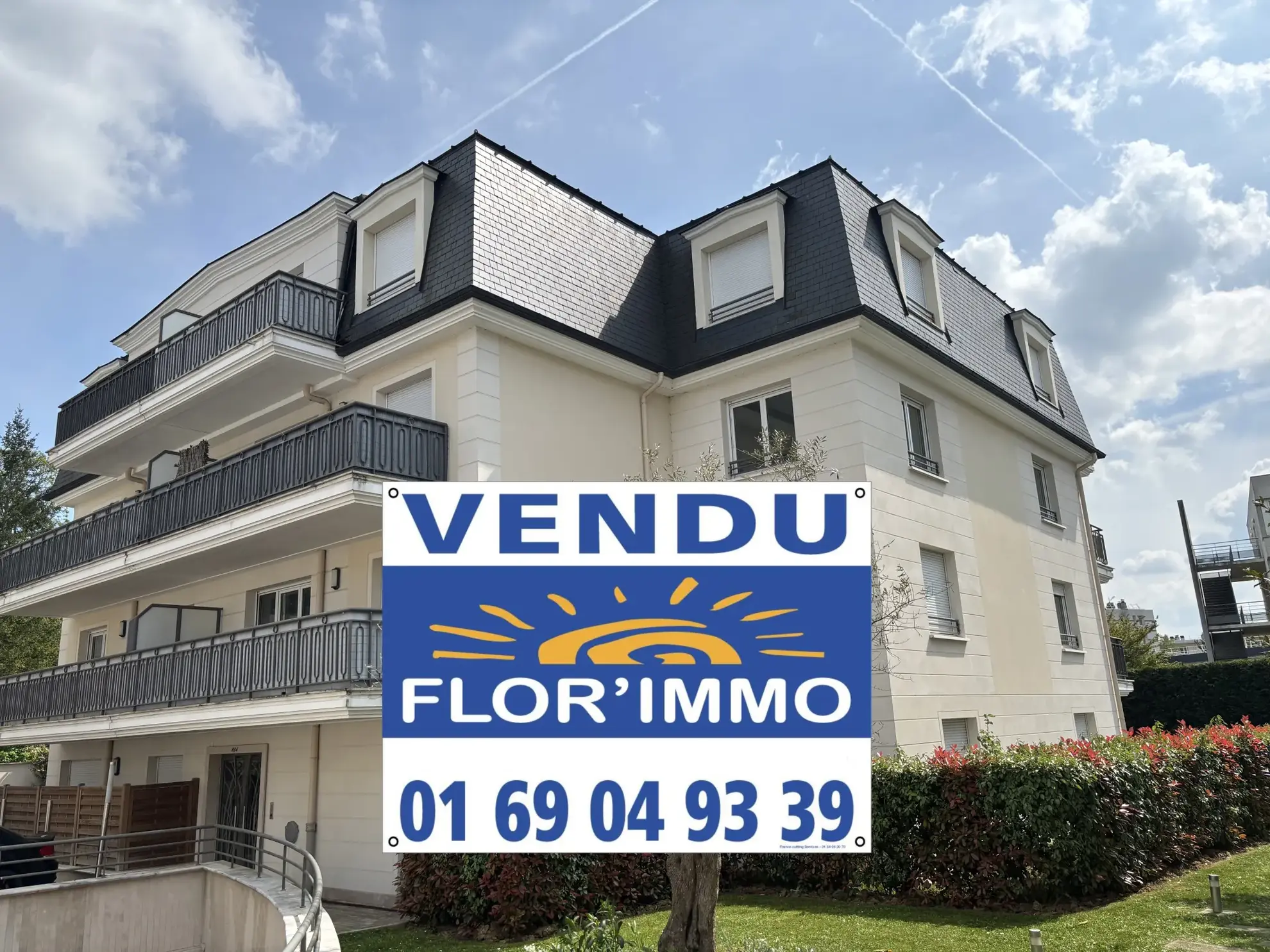 Appartement 2 pièces lumineux avec balcon et parking à Ste Geneviève des Bois