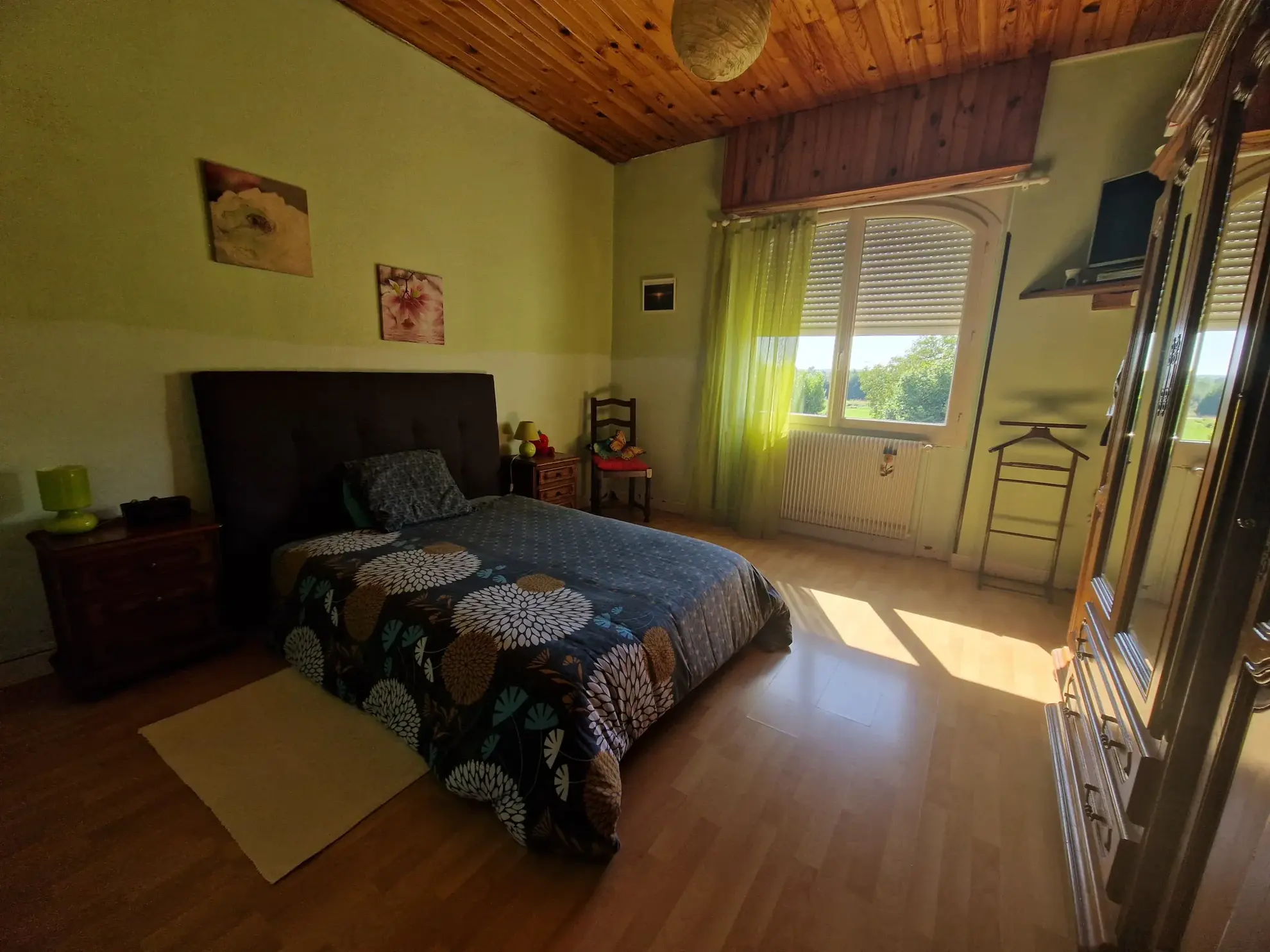 Maison Arcachonnaise à Bazas avec 4 chambres, jardin et garage 