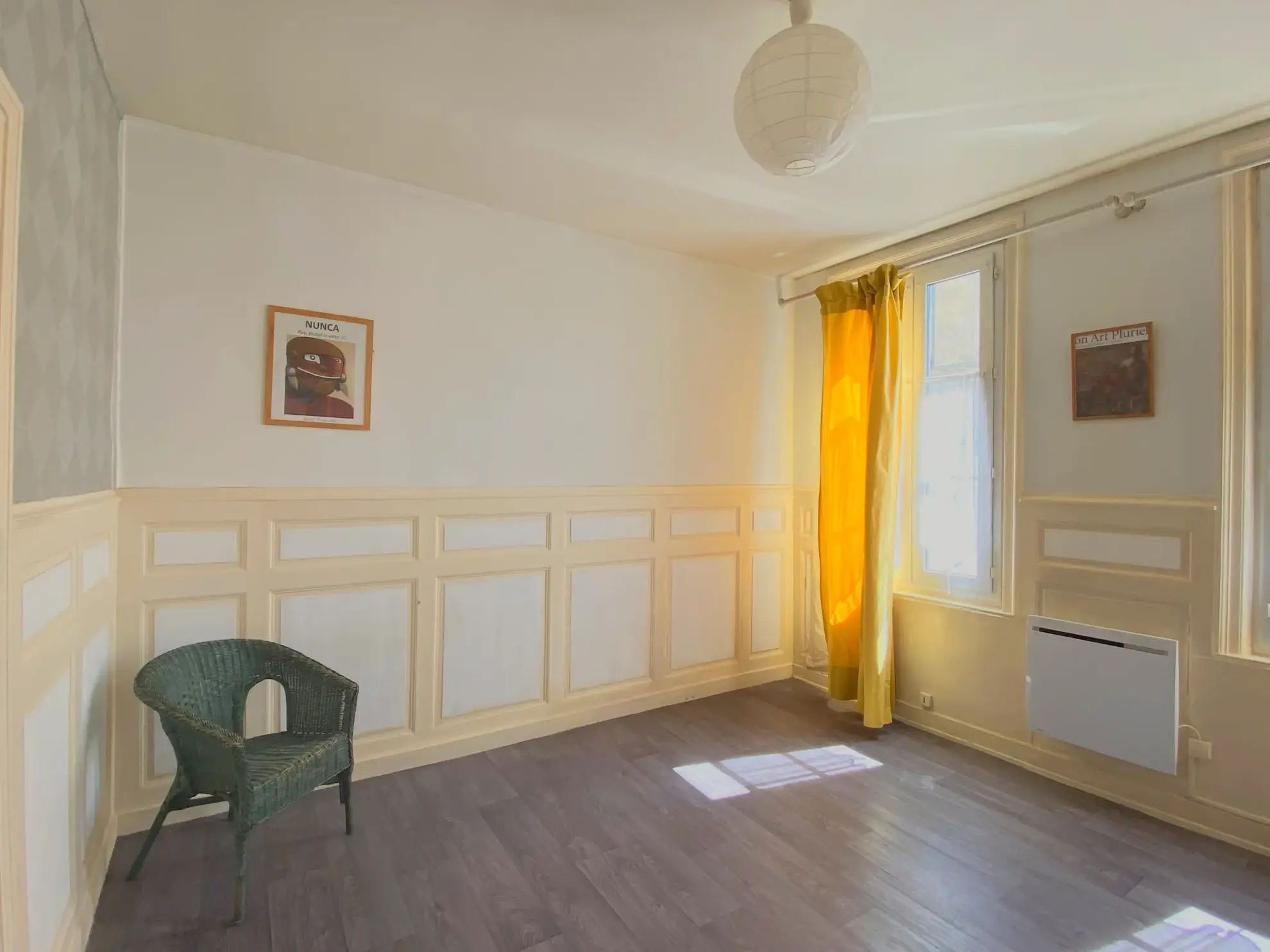 Studio en vente à Caen, appartement F1 dans immeuble en pierre 19e siècle au centre-ville