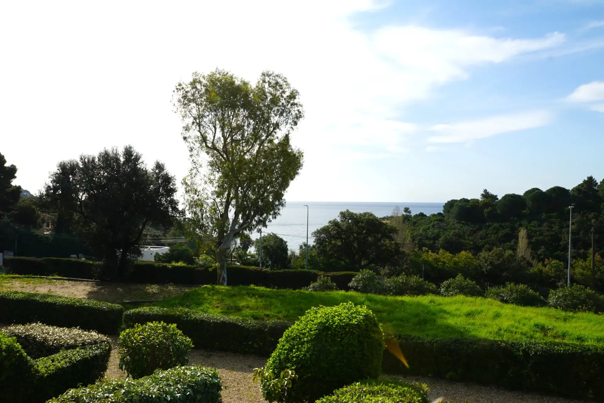 Studio avec Vue Mer à Cavalaire-sur-Mer - Idéalement situé, parking privé, état impeccable