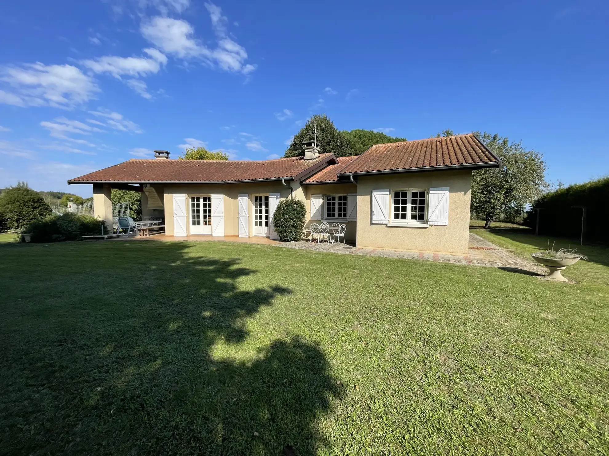 Maison de plain-pied avec 4 chambres à Vic-en-Bigorre - Terrain 3000m² 