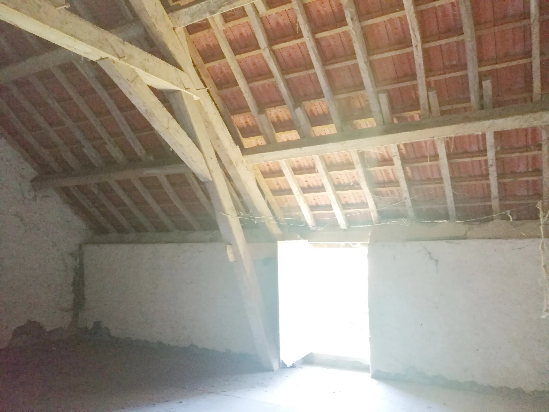 Maison de campagne sur 20 000 m² à vendre près de Nevers et Magny-Cours 