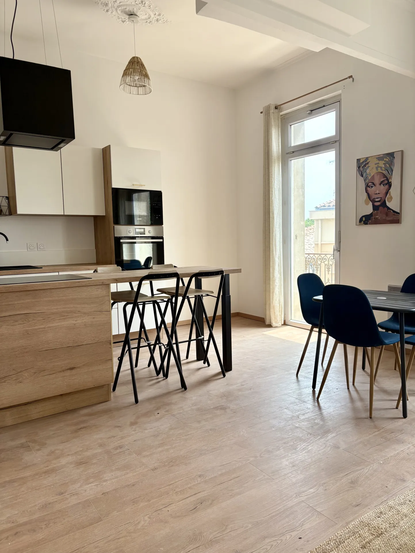 Appartement lumineux avec deux chambres et balcons dans l’hypercentre de Montpellier 