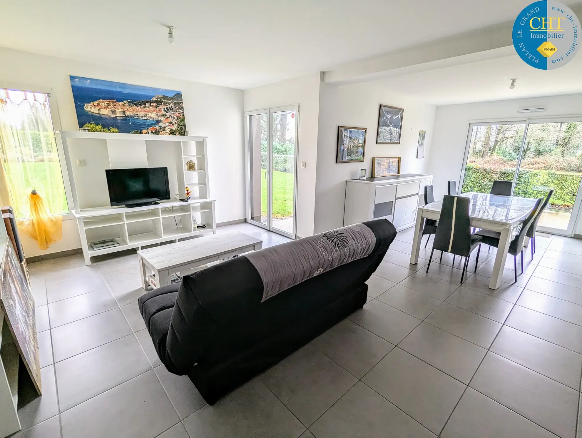 Maison récente à Guer avec 4 chambres, garage et terrain clos - idéal famille 