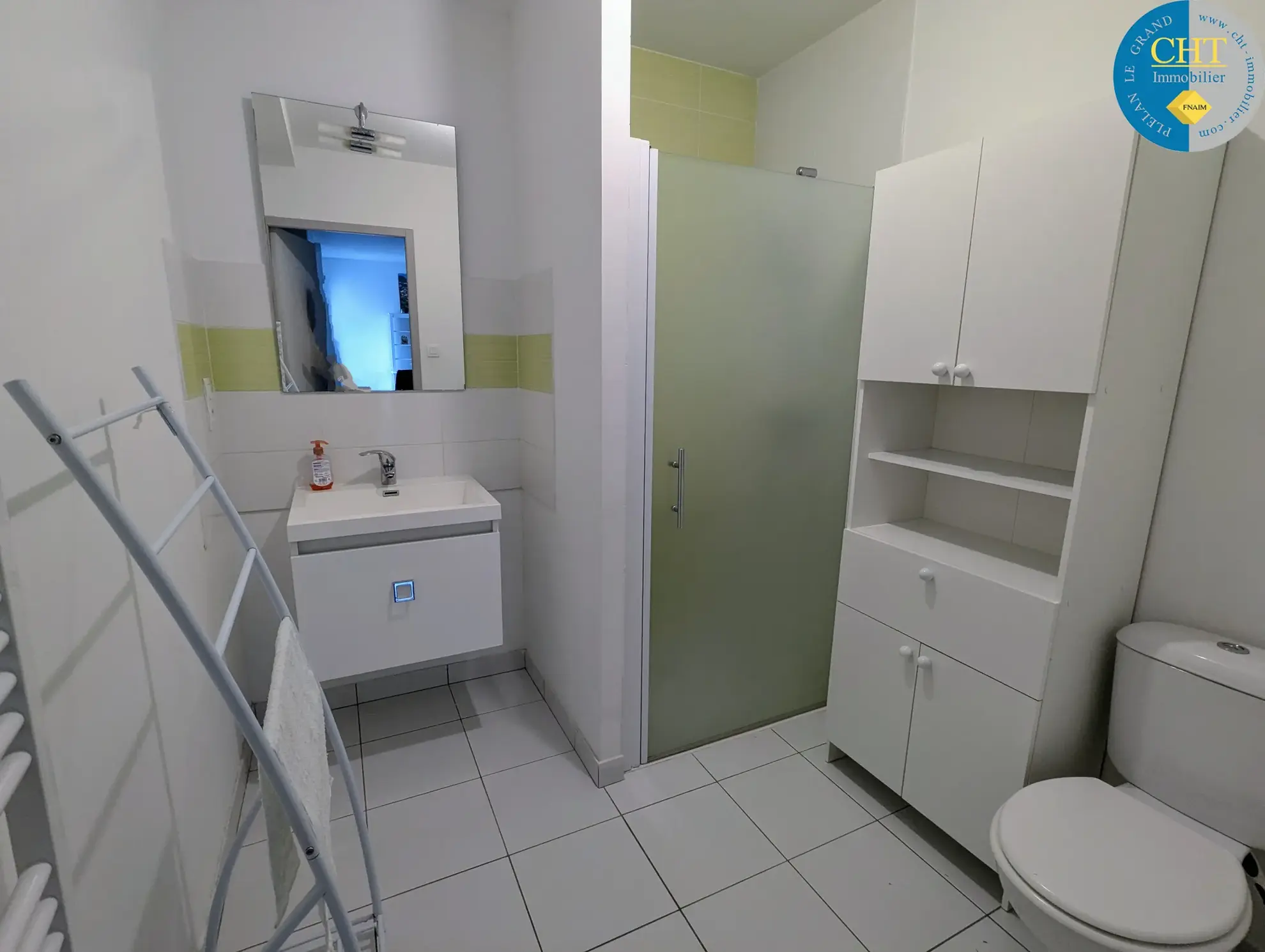 Maison récente à Guer avec 4 chambres, garage et terrain clos - idéal famille 