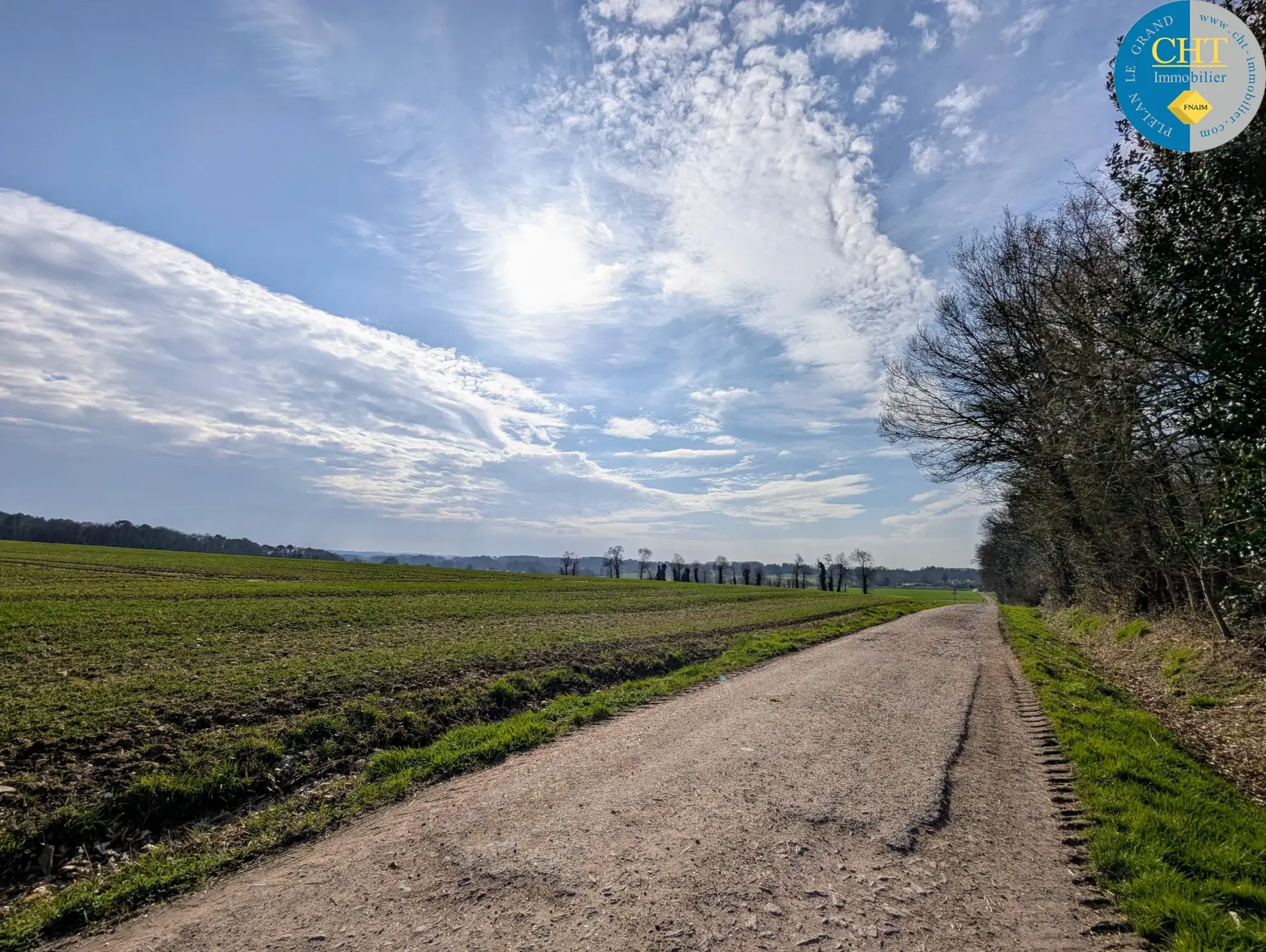 Maison récente à Guer avec 4 chambres, garage et terrain clos - idéal famille 