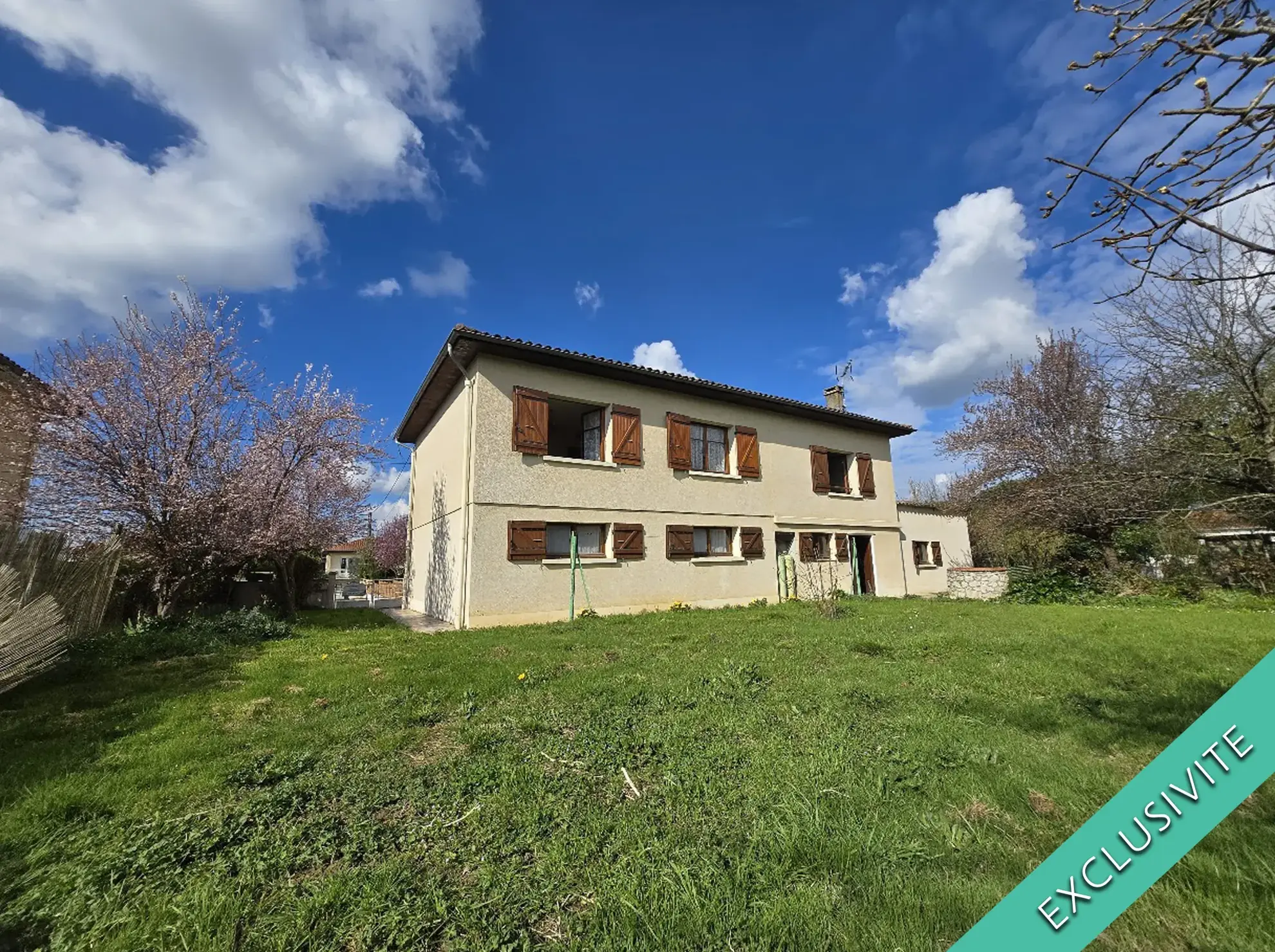 Maison lumineuse avec 4 chambres à Fleurance - Vente immobilière 139 000 €