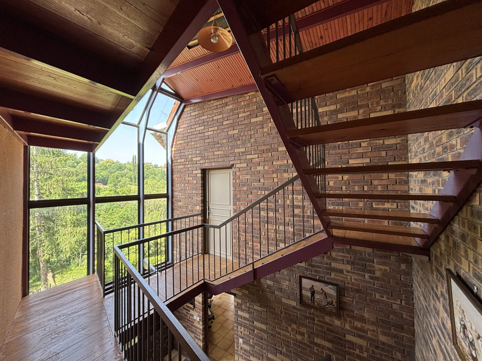 Belle maison contemporaine avec grand terrain à Saint Affrique 