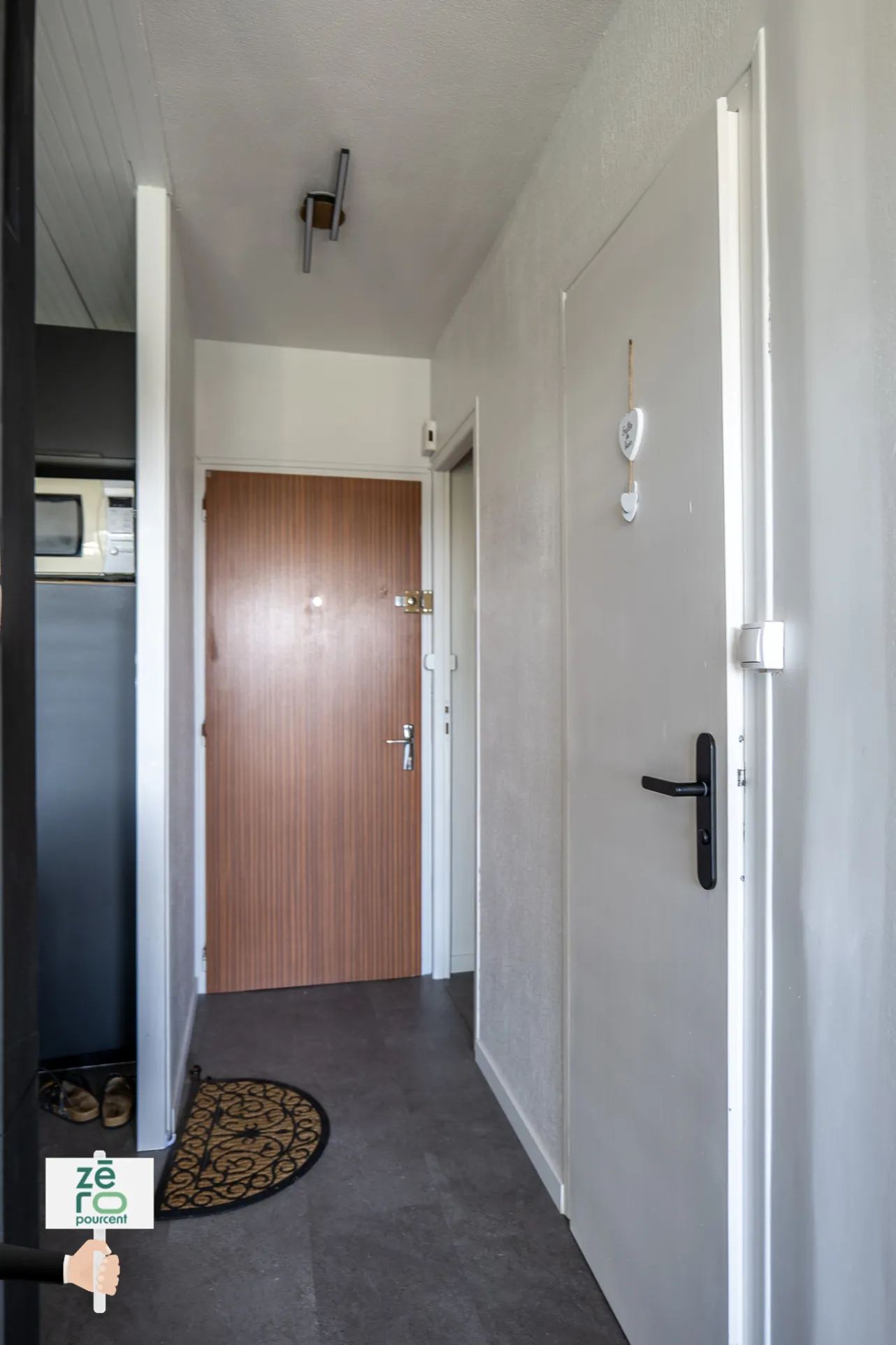 Studio en centre-ville de Coex avec terrasse et vue dégagée proche commerces 