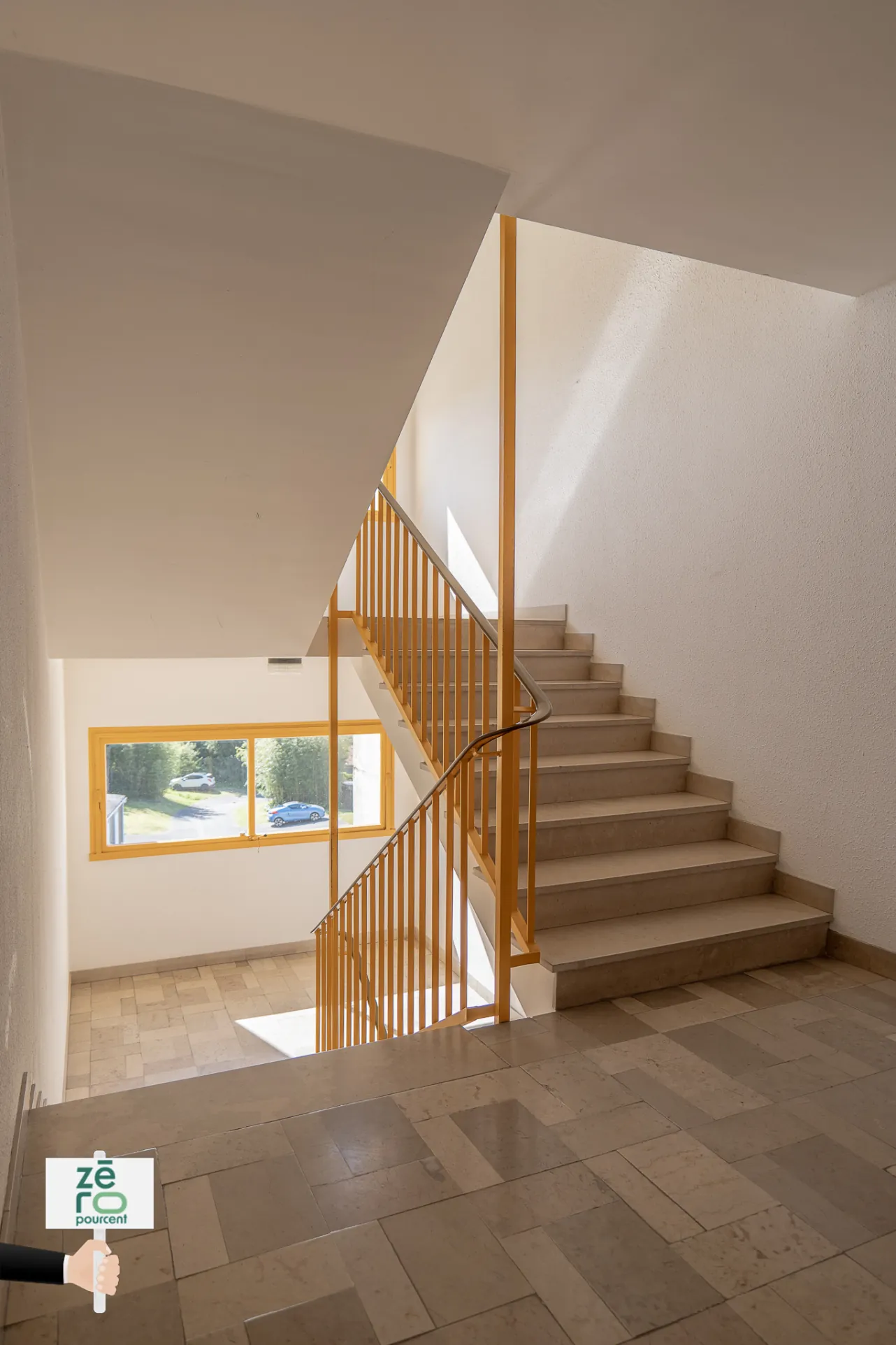 Studio en centre-ville de Coex avec terrasse et vue dégagée proche commerces 