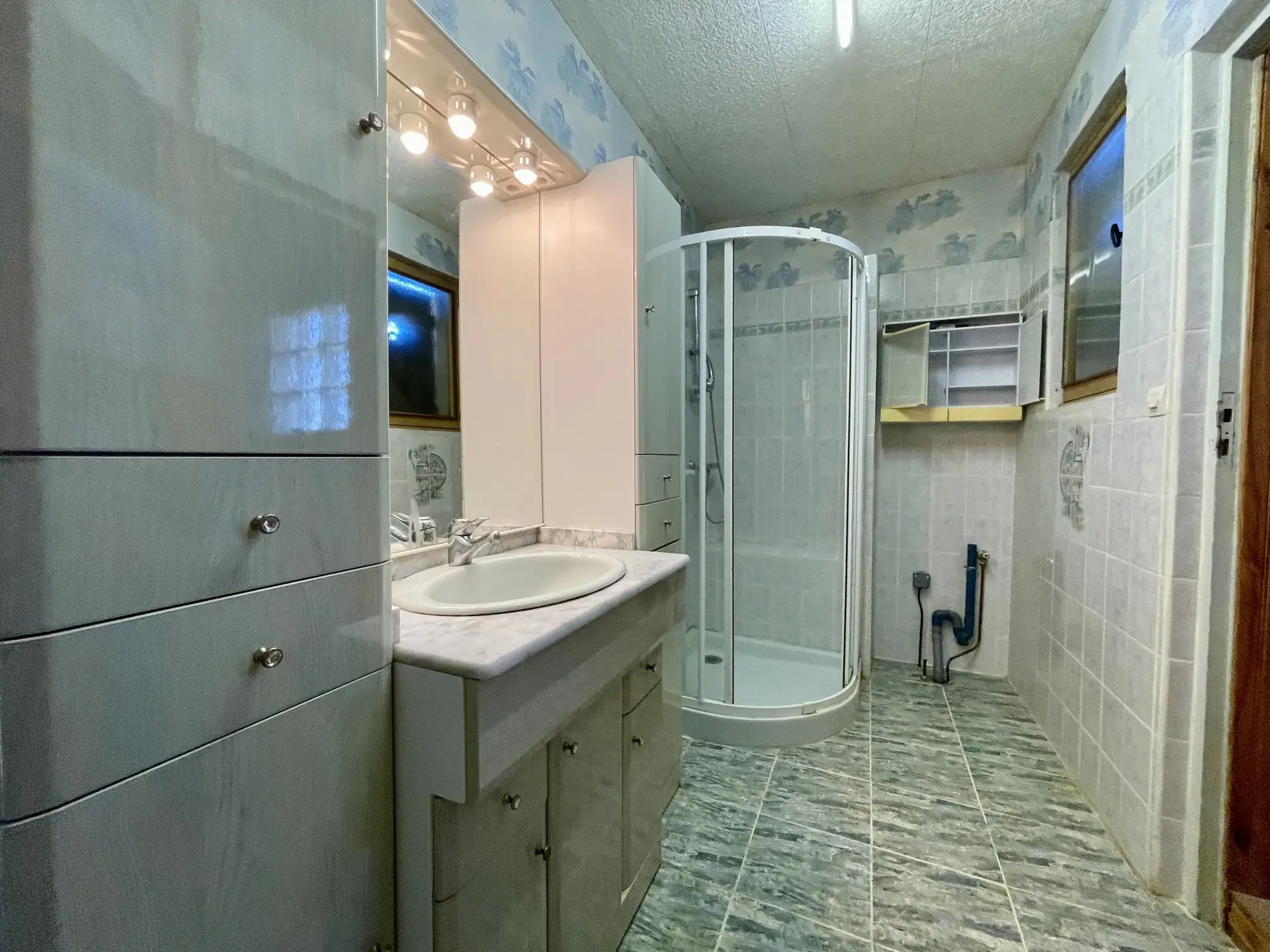 Maison spacieuse avec 7 chambres à Villebourg - Jardin et confort 