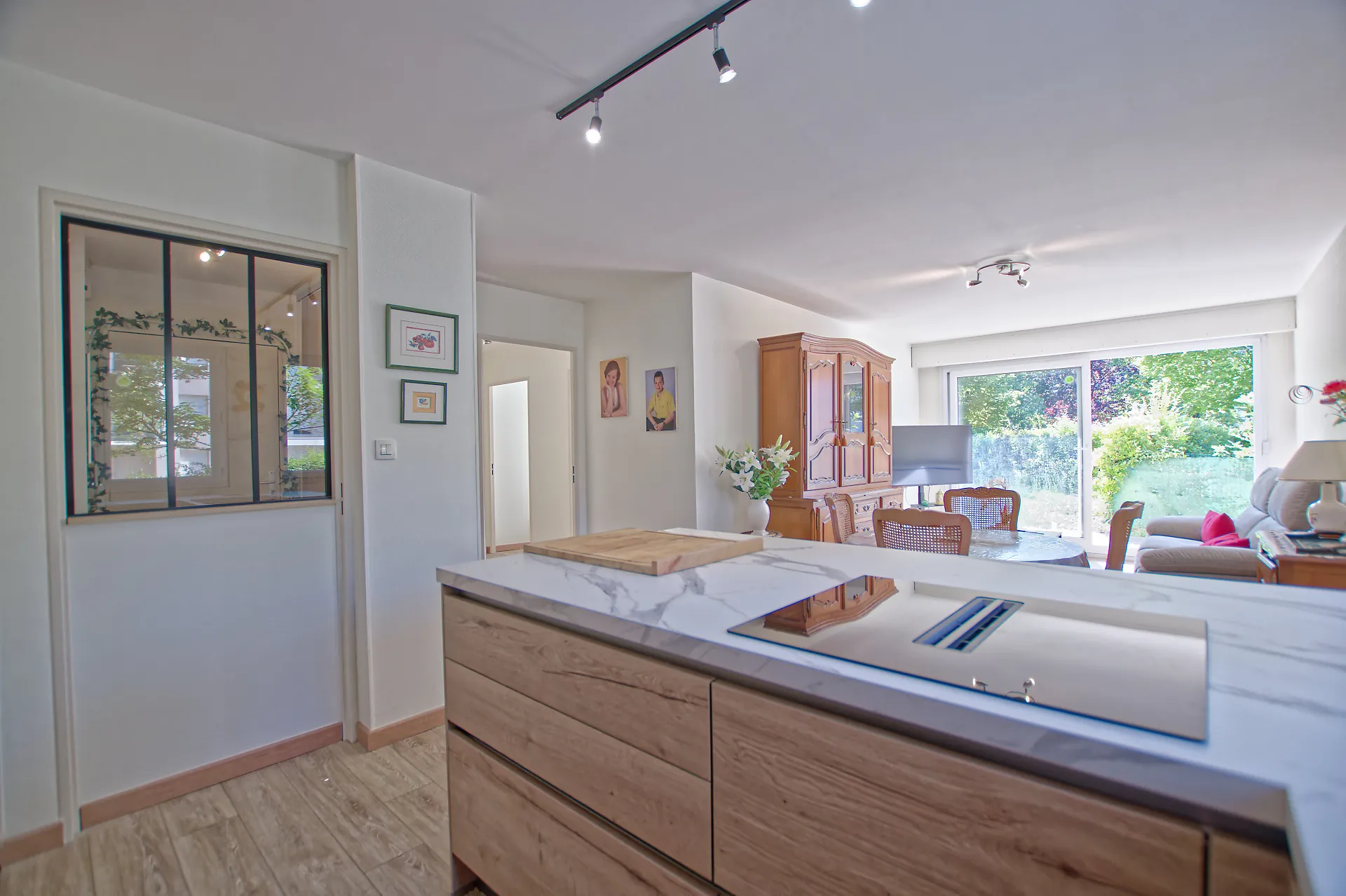 Appartement T3 rénové de 65 m² avec jardin privé à Pacé