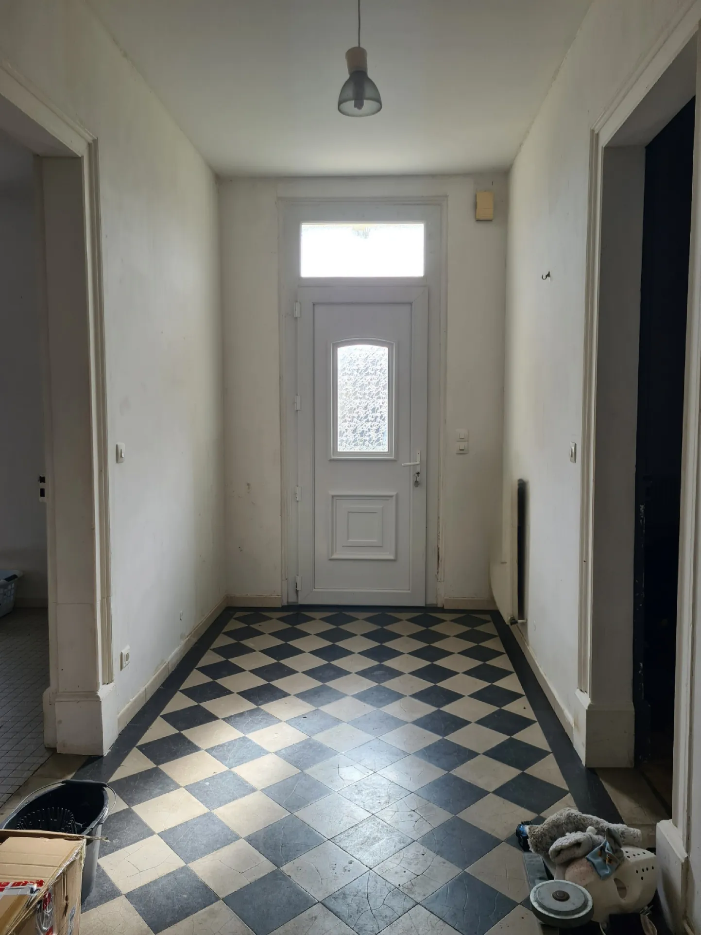 Maison à vendre de 175 m² à Petit Palais et Cornemps, potentiel locatif et rénovation 