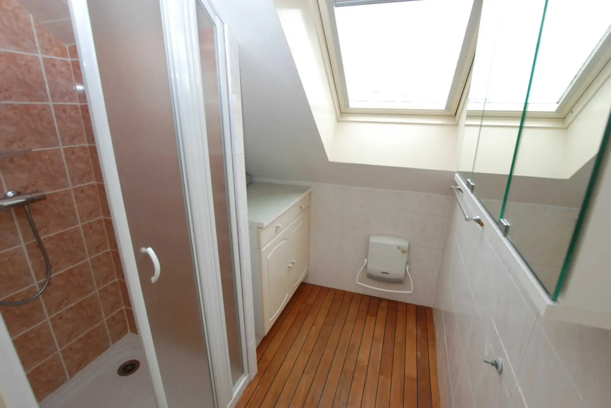 Magnifique maison en secteur d'exception avec grand terrain et garage double 