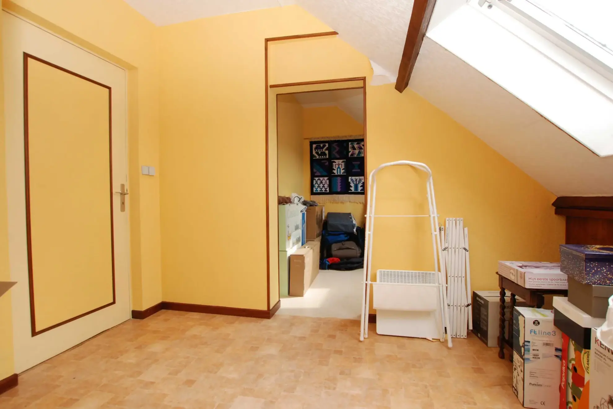 Magnifique maison en secteur d'exception avec grand terrain et garage double 