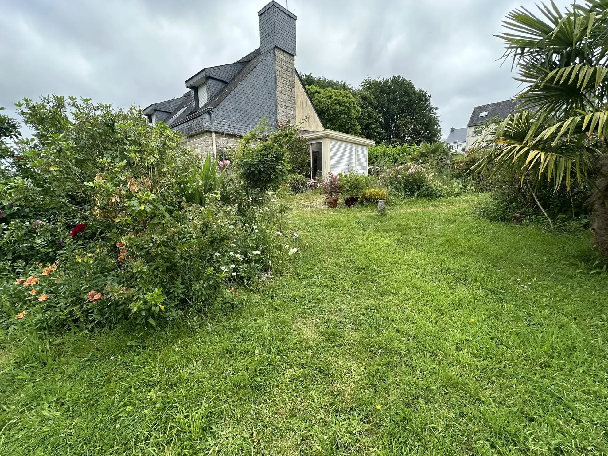 Belle maison familiale à Baud avec jardin et terrain constructible 