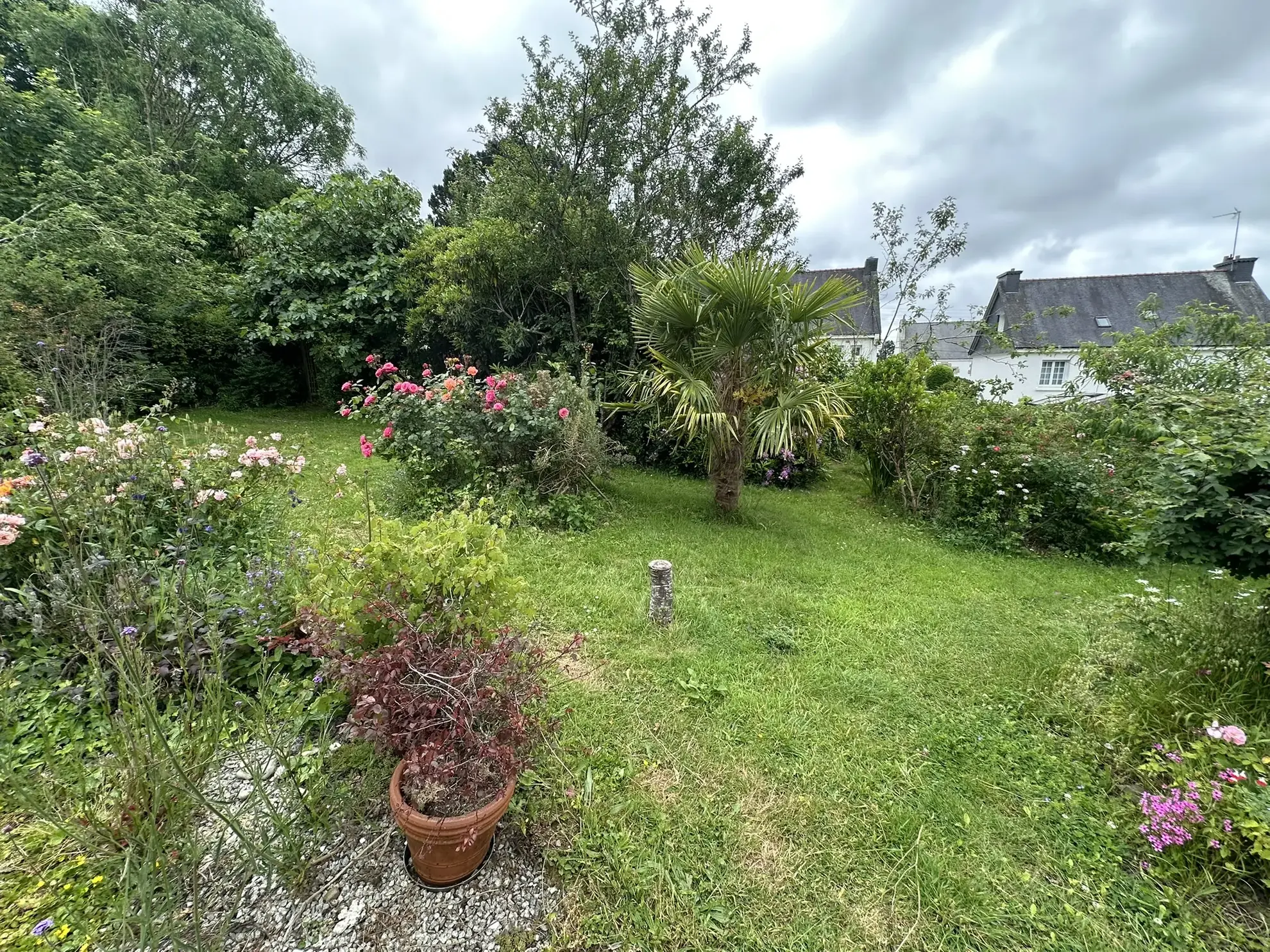 Belle maison familiale à Baud avec jardin et terrain constructible 